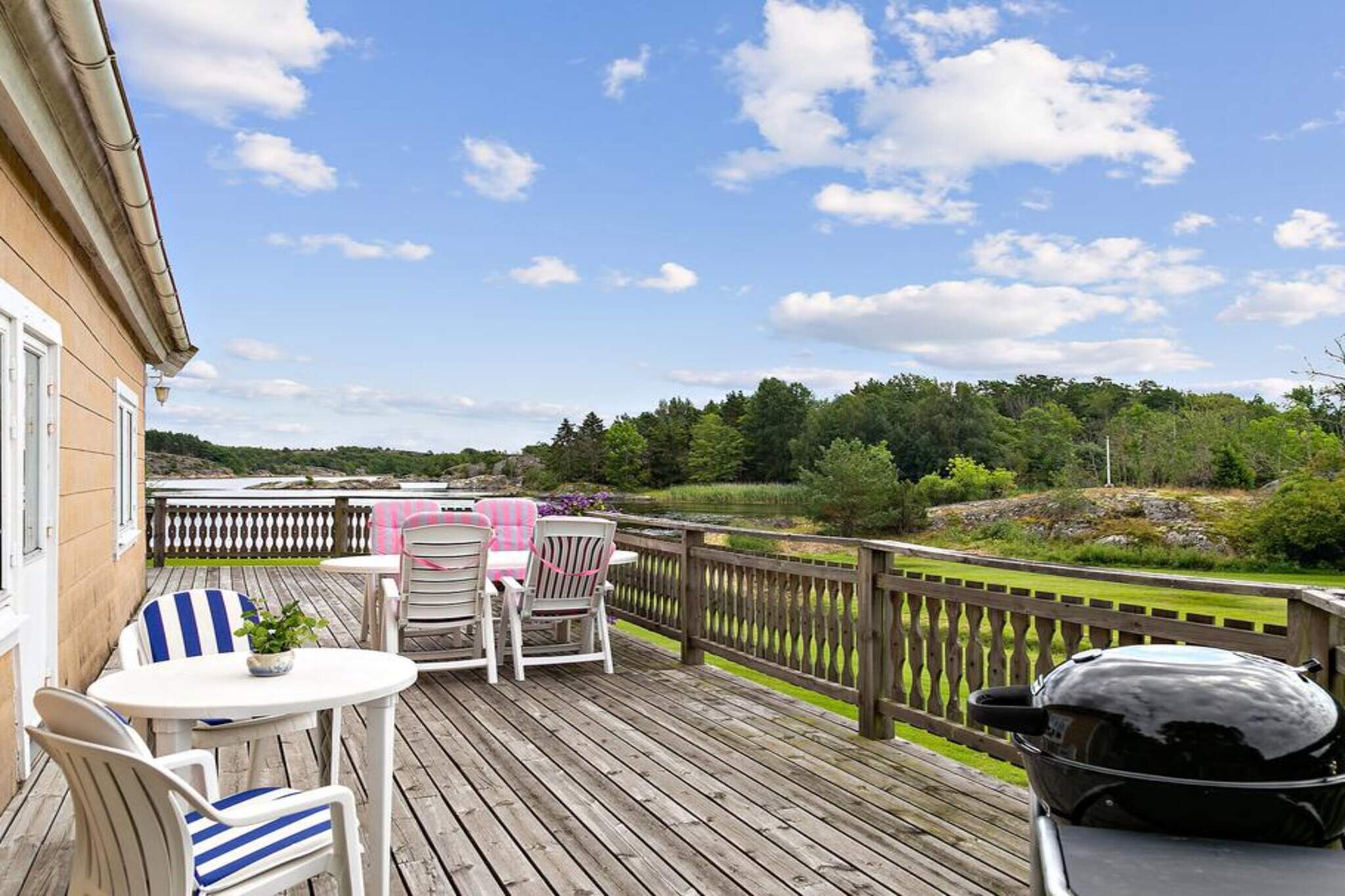 Welcome to a fantastically nice, sunny and unique accommodation on TjÃ¤rnÃ¶, an island just south of StrÃ¶mstad. Here you live with a lovely sea view, swimming and jetty just a few meters away in a calm and pleasant environment with the forests near the beach, forest animals and birdsong around the corner. From the jetty you can enjoy sun and swimming but also all kinds of boats, the inner fairway towards StrÃ¶mstad goes right outside. The cabin is also perfect for those of you who want to go out with your own kayak, there are many fine paddling routes in the area. The area has several islands with varied possibilities, including the DaftÃ¶ resort with its large amusement park for children, pool area, swimming beaches, restaurants, service shop, etc. SaltÃ¶ and Ã–ddÃ¶ are a few other islands in the area, there are plenty of easily ramped paths that run criss-cross across these islands. Here you can wander around in everything from straight-stemmed pine forest and sandy beaches to weather-exposed rock outcrops and cobblestone fields, the islands have several nature reserves and also a national park, Kosterhavets national park, one of Sweden's most species-rich areas. The cottage, with both its location close to the city and the sea, is a perfect starting point for exploring StrÃ¶mstad and the surrounding area. The cottage is on two levels, from the front porch you are welcomed into the cozy and modern country kitchen, which has a lovely brick wood stove. Here there is a fridge and freezer, built-in microwave as well as a built-in oven, fan, stove, dishwasher. Next to the kitchen, there is a hallway that leads us into one of the bedrooms with a comfortable double bed and a nice view of the sea. The living room is adjacent to the kitchen and has access to the balcony. Here there is a beautiful tiled stove that warms well on chilly and muggy days. The dining room with dining room furniture is right next to the living room. The bathroom is equipped with a shower, washing machine and underfloor heating. From the hall, a staircase leads up to the second floor with two large bedrooms with a double bed in each room. On the balcony there is a grill and summer furniture group for cozy breakfast moments or relaxing barbecue evenings where you can sit and discuss today's adventure or plan tomorrow's excursions while the sun sets in the northwest. Outside the patio are large generous lawns, perfect for all kinds of games and play In StrÃ¶mstad there is a large selection of activities, rich restaurant life, pleasant shopping in small shops that are close to each other or why not just sit and enjoy all the boats in the harbor area. If you want to experience more islands and archipelago environments, there are several boat charters and bathing boat trips from the harbor in the center out to several archipelago islands such as Furholmen or KosterÃ¶arna but also to neighboring Norway. It is also possible to rent a boat or kayak for your own explorations. For those interested in golf, there are several 18-hole courses in the area. Good to know: During your stay, the gardener can drive around with a lawnmower on the plot. This should not bother you as tenants, but may be worth knowing.