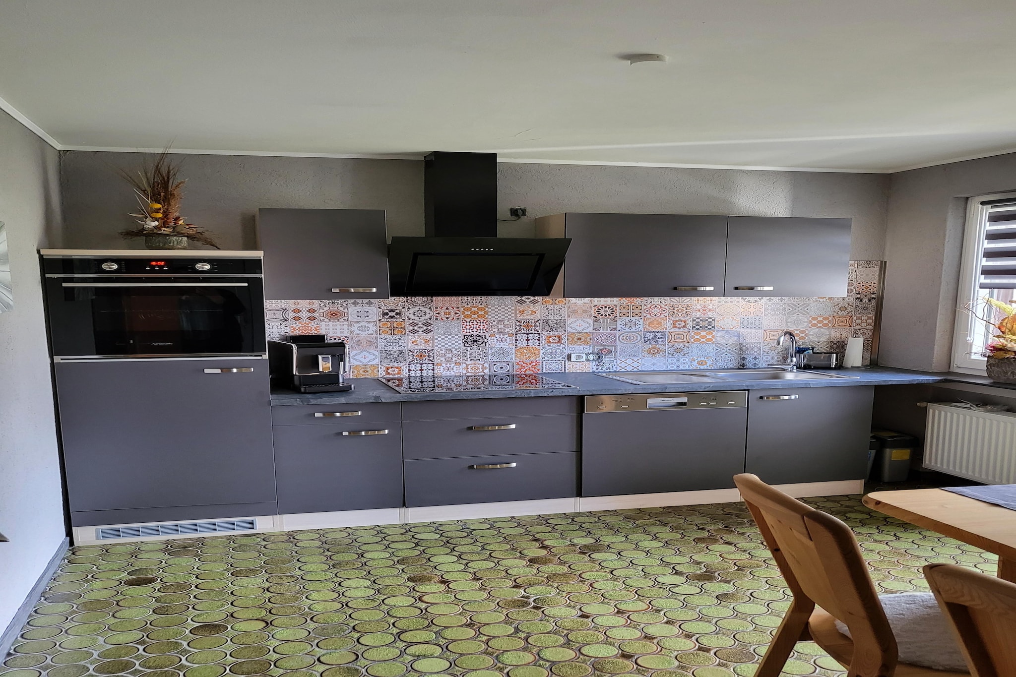 Set on a peaceful animal farm, this charming 3-bedroom apartment accommodates up to 5 guestsâ€”a perfect escape for families and animal lovers. With free WiFi, horse riding facilities, and a chance to meet alpacas, itâ€™s a unique blend of comfort and countryside charm.

Nature & Nearby Attractions Surrounded by scenic hiking trails, guests can enjoy brisk walks or embark on an alpaca walking tour. Explore local gems like the Bakelite Museum, Haus Rhade mansion, Wienhagen tower, Altena Castle, a historic distillery, and the Schanhollen caverns. Essentials, restaurants, and a public pool are just 5â€¯km away, while a lake and golf course await at 8â€¯km. The train station and ski lift are within 10â€¯km, making regional exploration easy.

Farmhouse Comforts Enjoy a private garden, barbecue evenings, and indoor fun with table tennis and darts. The well-equipped kitchen lets you prepare your favorite meals, and on-site parking keeps your vehicle safe.

Pet-Friendly & Family-Ready Bring along one pet. The home is designed for relaxation and connectionâ€”with nature, animals, and loved ones.