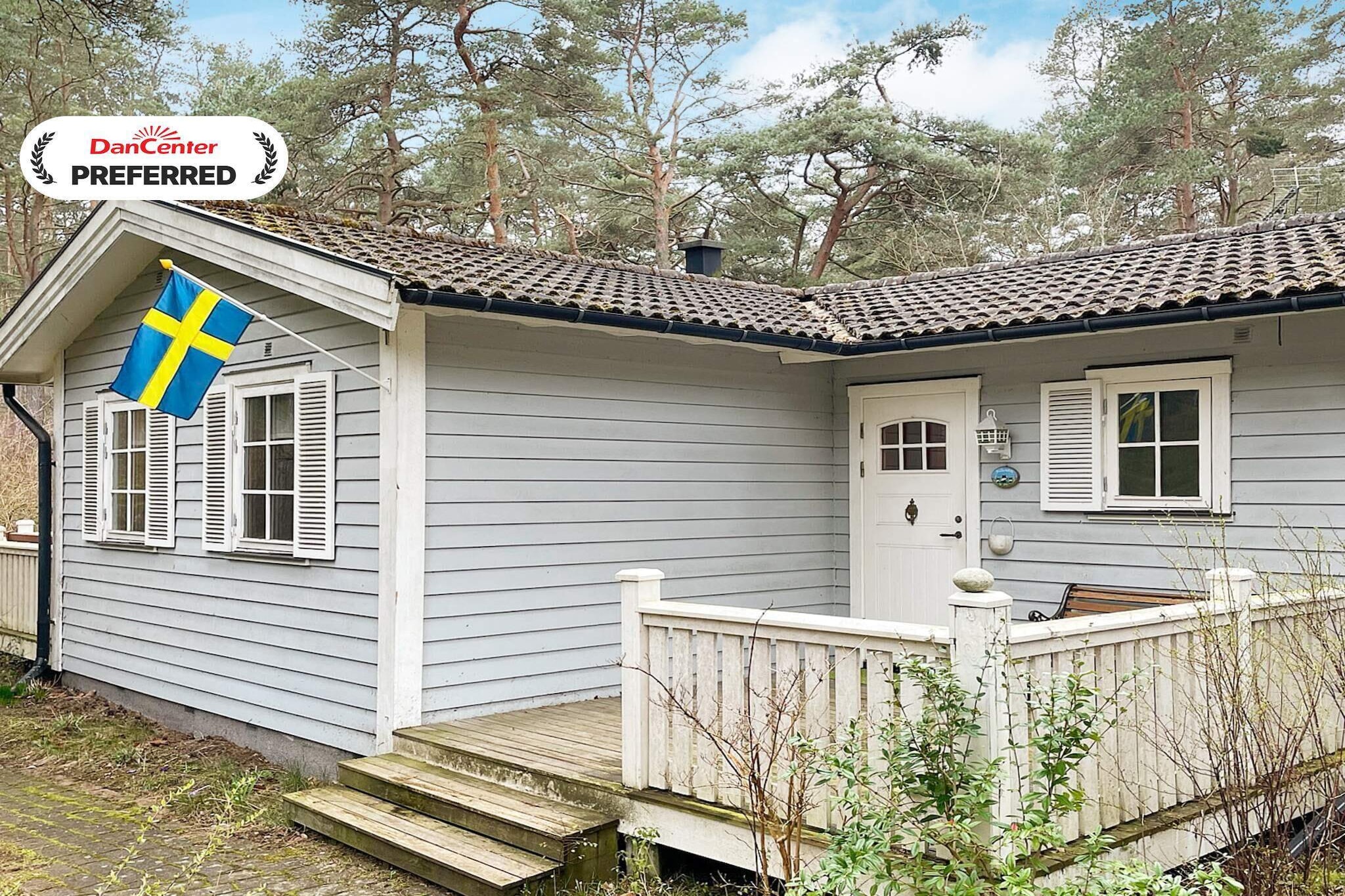 6 person holiday home in YNGSJÖ-By Traum