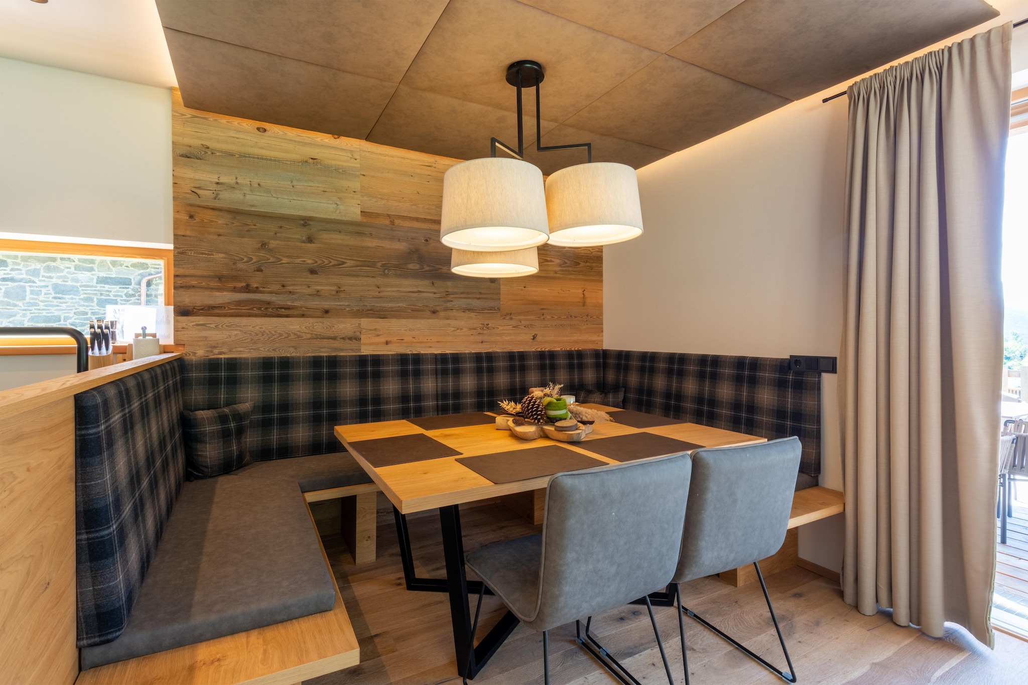 Lovely chalet in Wölting with natural pond