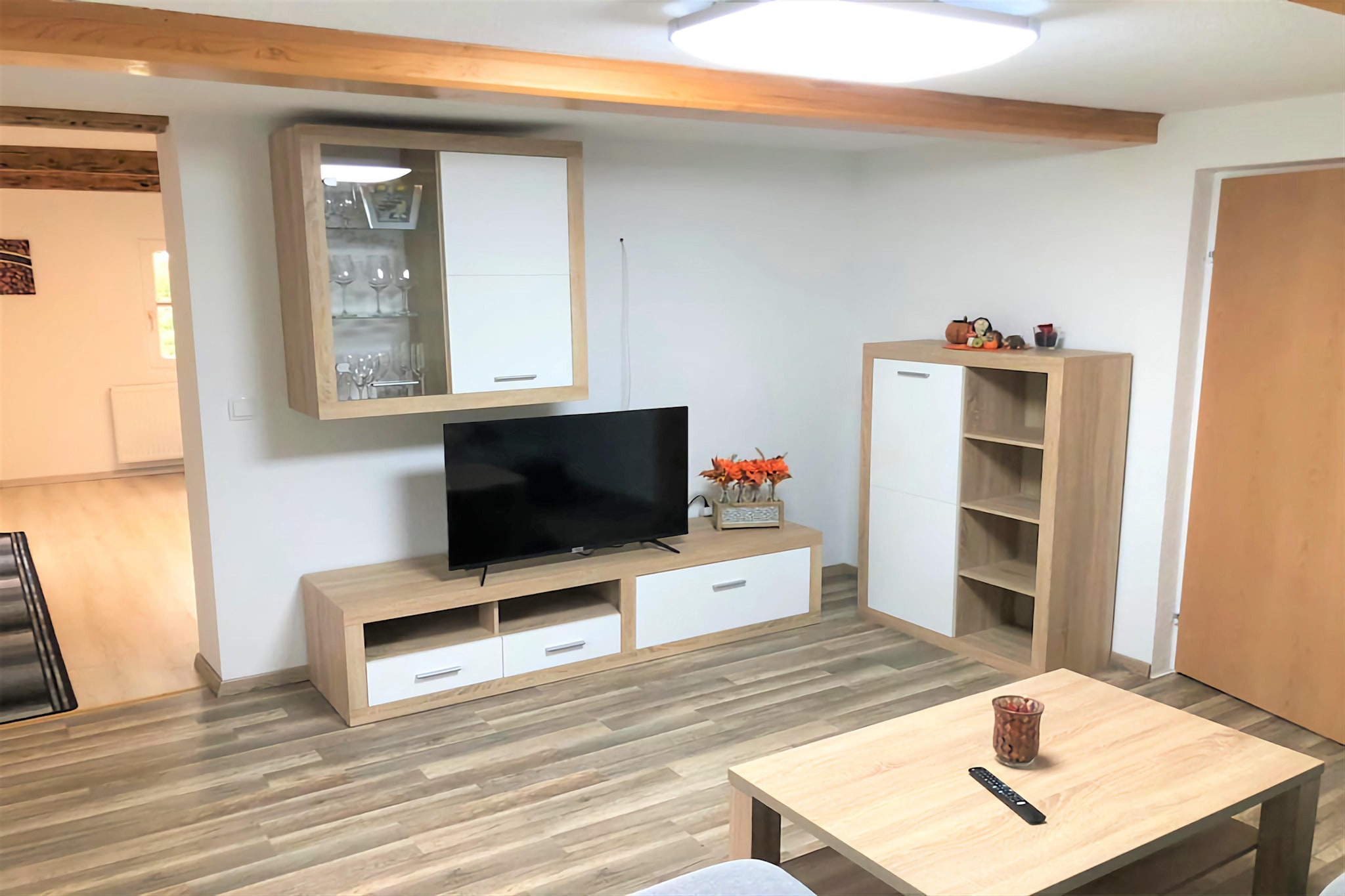 This beautiful apartment has an elegant, comfortable interior and a lovely location near the Austrian city of Strasbourg. It offers enough space for a lovely holiday with 1 or 2 couples. With its particularly quiet location at 1060 m above sea level, it offers a breathtaking view of the region.
Lake Längsee and the Hochrindl ski area can be reached in about half an hour by car. Restaurants and beautiful sights such as the Strasbourg and Gurk Cathedral are only 10 minutes away from the accommodation! There are also many beautiful hiking trails in the surrounding area.
On the terrace, you can enjoy the sun with a good book and a drink of your choice. You can prepare a delicious dinner yourself and in the evening the fire bowl provides a romantic and cosy feel-good atmosphere.
About Belvilla:
When you stay in a Belvilla home, you can rest assured of a unique holiday home in ideal surroundings at an attractive price. The portfolio of accommodations consists of more than 40,000 holiday homes in 20 European countries. Interested in a weekend getaway, a summer or winter sports holiday or simply a short break? Do you prefer the coast, countryside or mountains? Whatever your preference, there is a Belvilla home to meet your needs, from a cosy gîte for two to a castle big enough for the entire family, from an apartment in the heart of Rome to a cabin in the middle of nowhere, from a simple tree house to a luxury dream villa and from close to home to the other side of Europe.
A Belvilla home gives you the freedom to enjoy breakfast in your pyjamas or continue a good conversation into the morning hours without having to worry about the bar's closing time. Prepare gourmet meals with fresh local ingredients in your own kitchen and take advantage of having your own swimming pool to do as many cannonballs as you want! In other words, you can enjoy complete privacy in your home away from home.