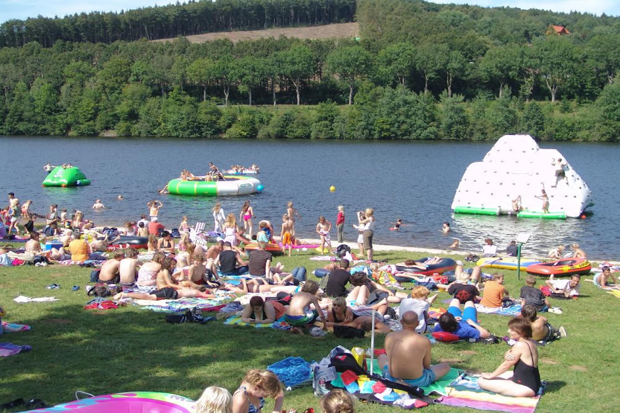 Ferienhaus Kronenburger See-Gebieden zomer 1km