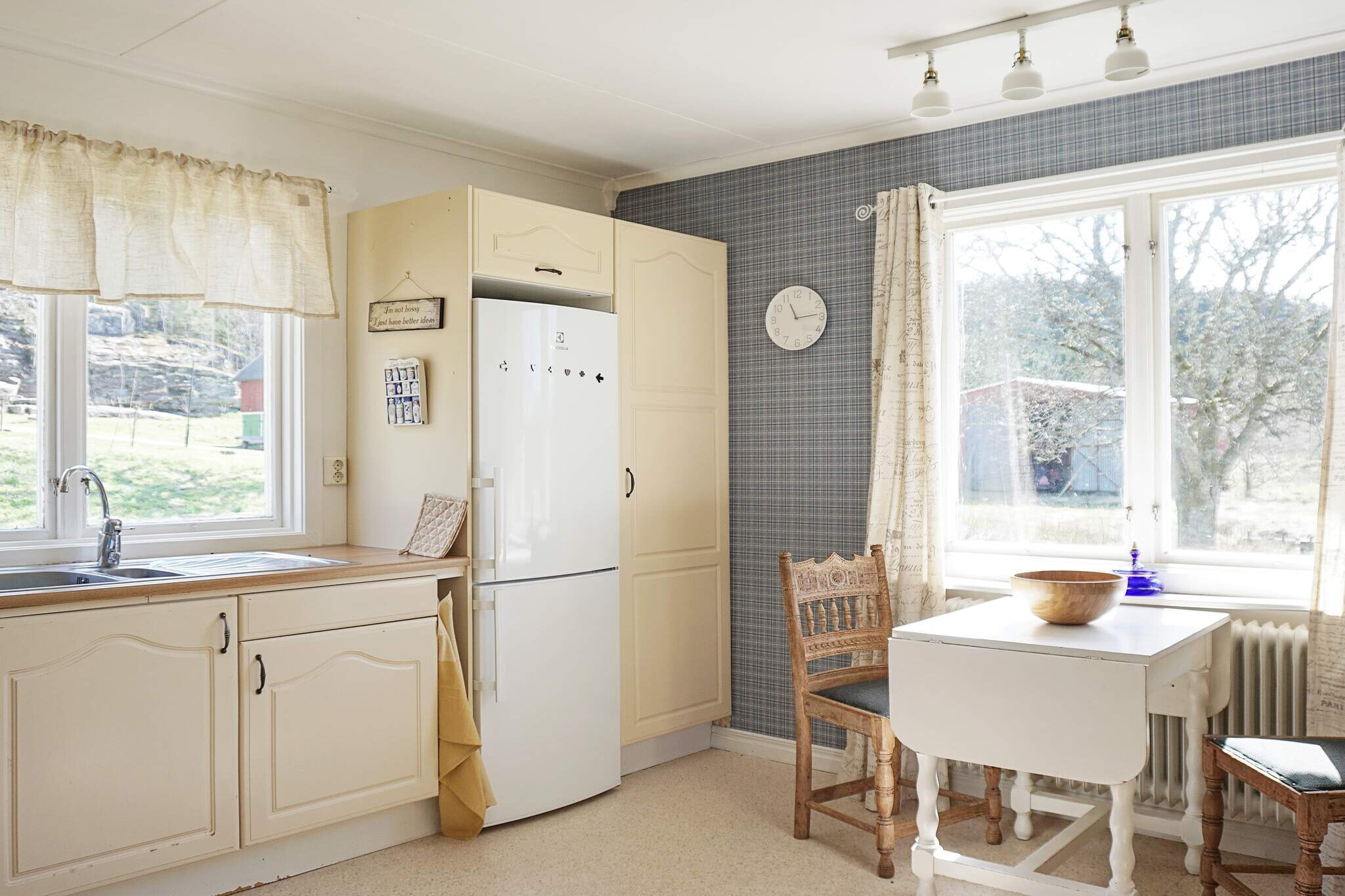 9 person holiday home in HÃ„LLEVADSHOLM-By Traum