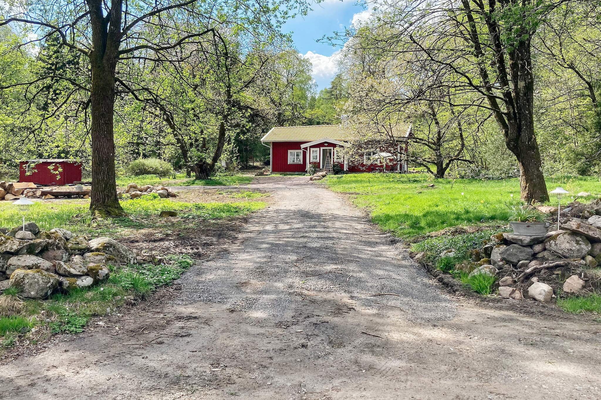 Internet Access DSL, Living room(2x single bed), Living room(double folding bed, cot), Kitchen(wood cooker, cooker(electric), hood, coffee machine, microwave, dishwasher, fridge-freezer, water from well), Living/bed room(fireplace), bedroom(double bed, 2x bunk bed), bathroom(floor heating)(washbasin, shower, toilet), sauna(outside, 4 persons), washing machine, garden furniture, parking, geothermal energy, air to air heatpump