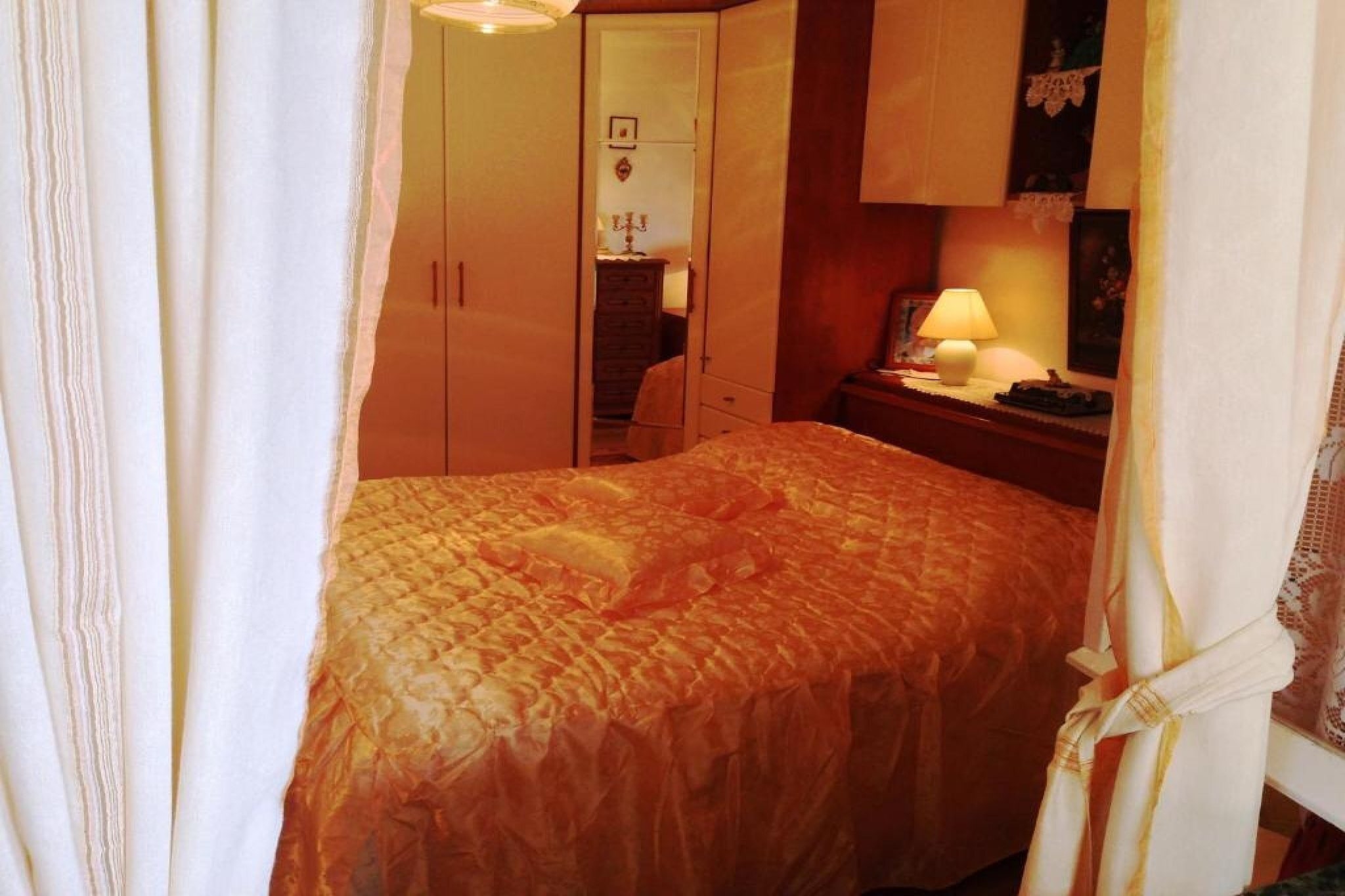 Guest House Ruza - Double Room with Shared Bathroom