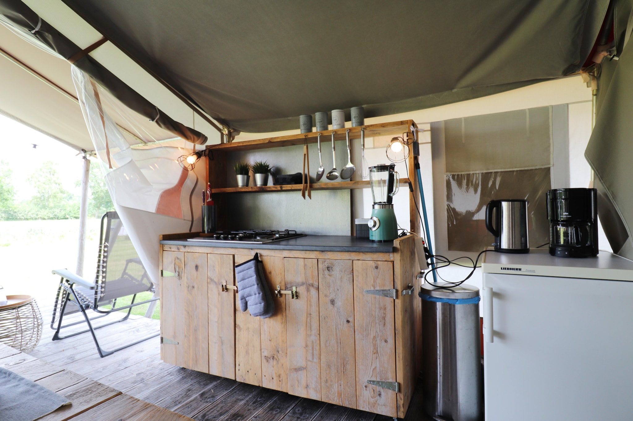 Safari Tent in Friesland near Nature