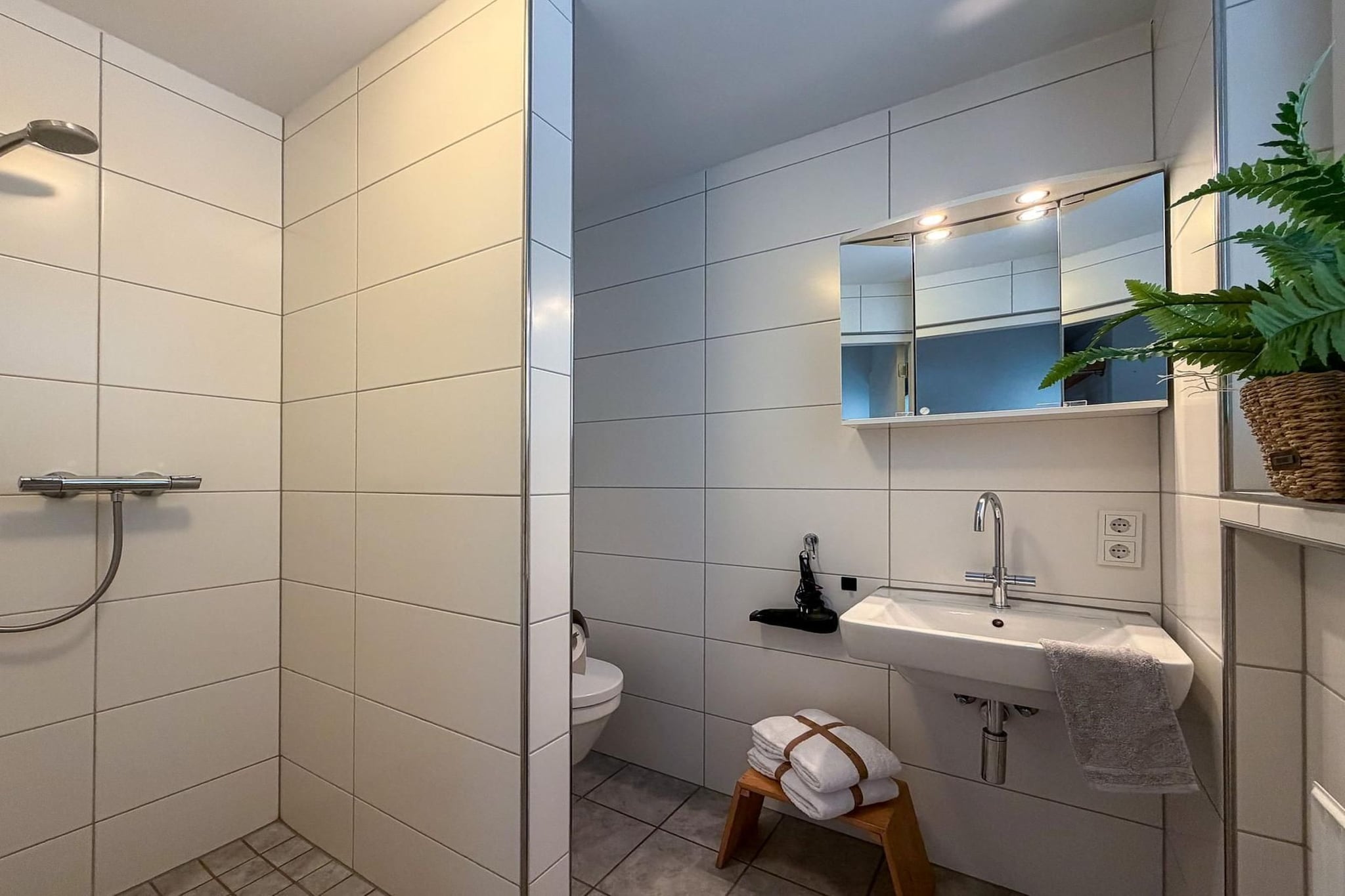 Apartment In der Büre B - Badkamer