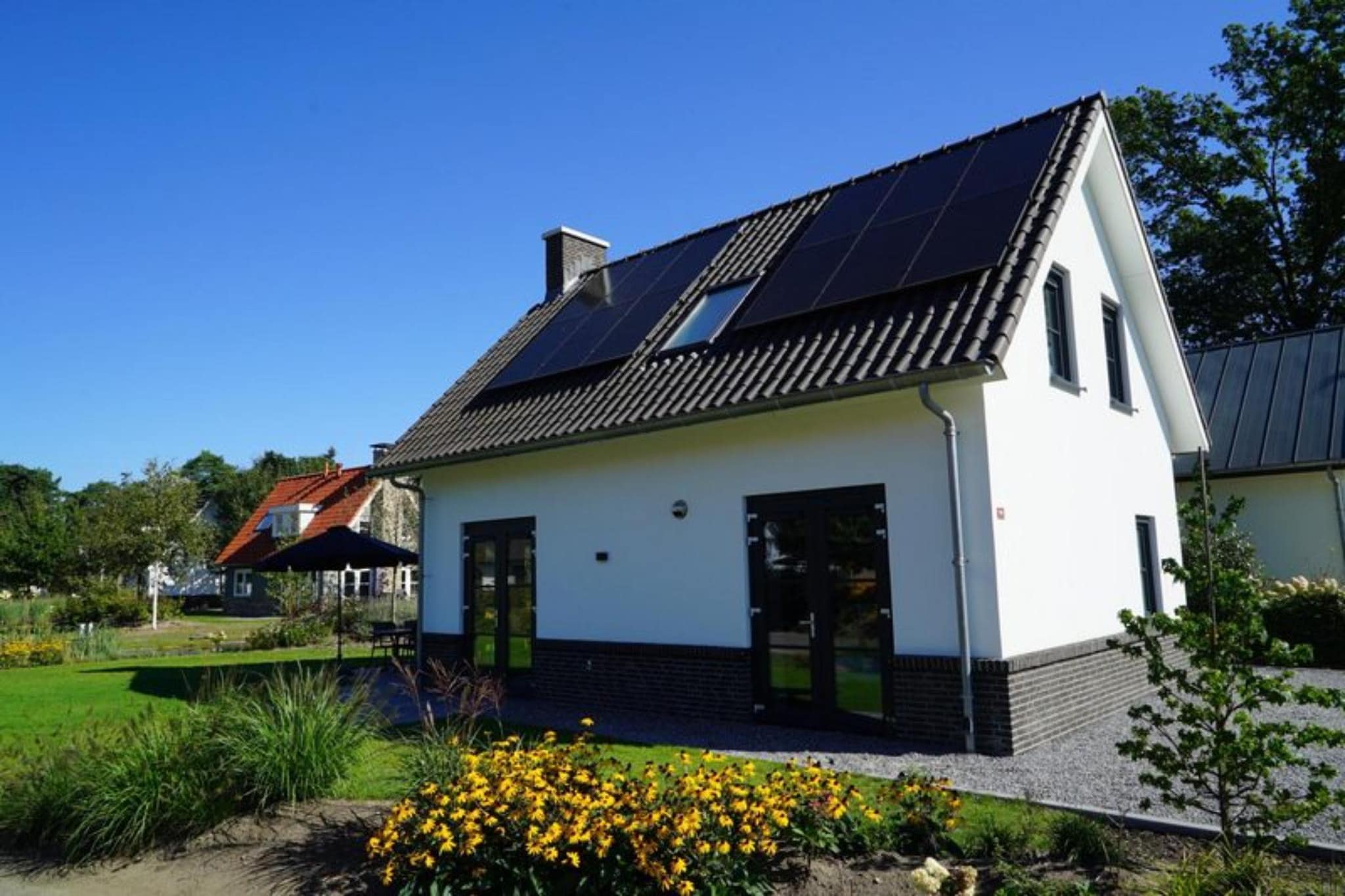 Exterior Summer