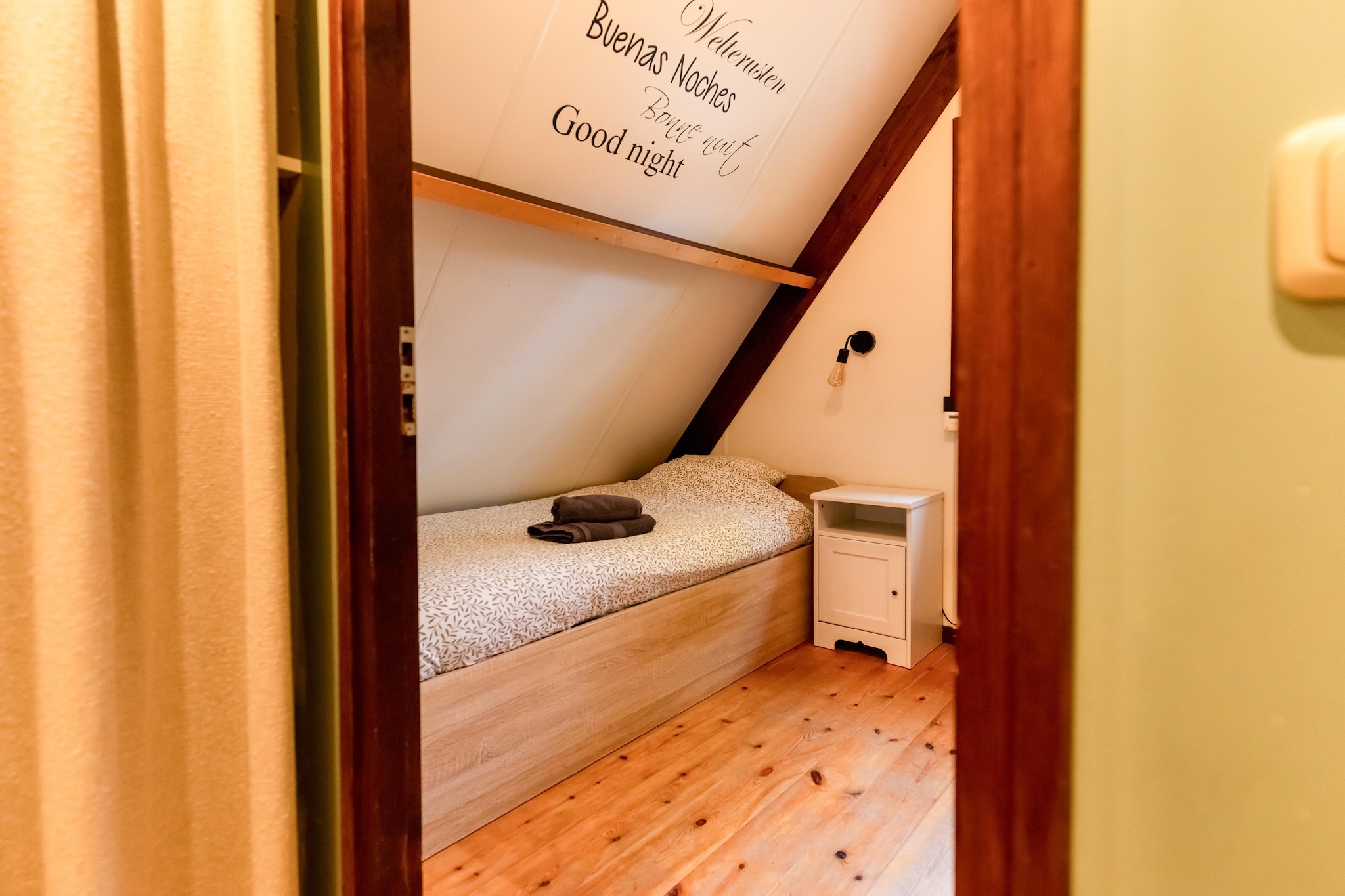 Bed Room