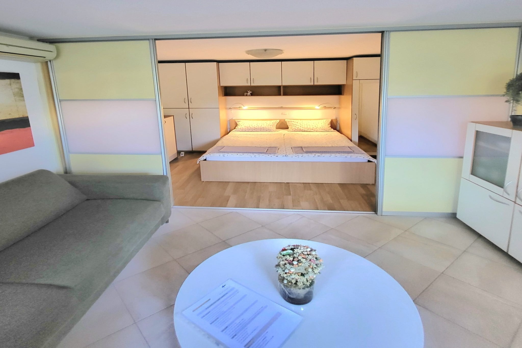 Green Terrace Apartment I - Studio Apartment with Terrace-Slaapkamer