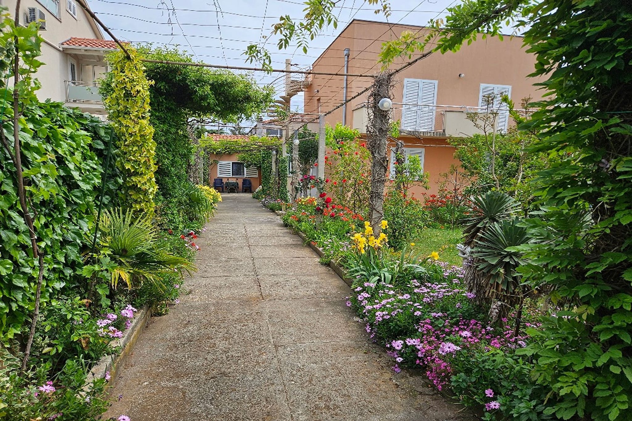 Apartments Amalia - Two Bedroom Apartment - Garten Sommer