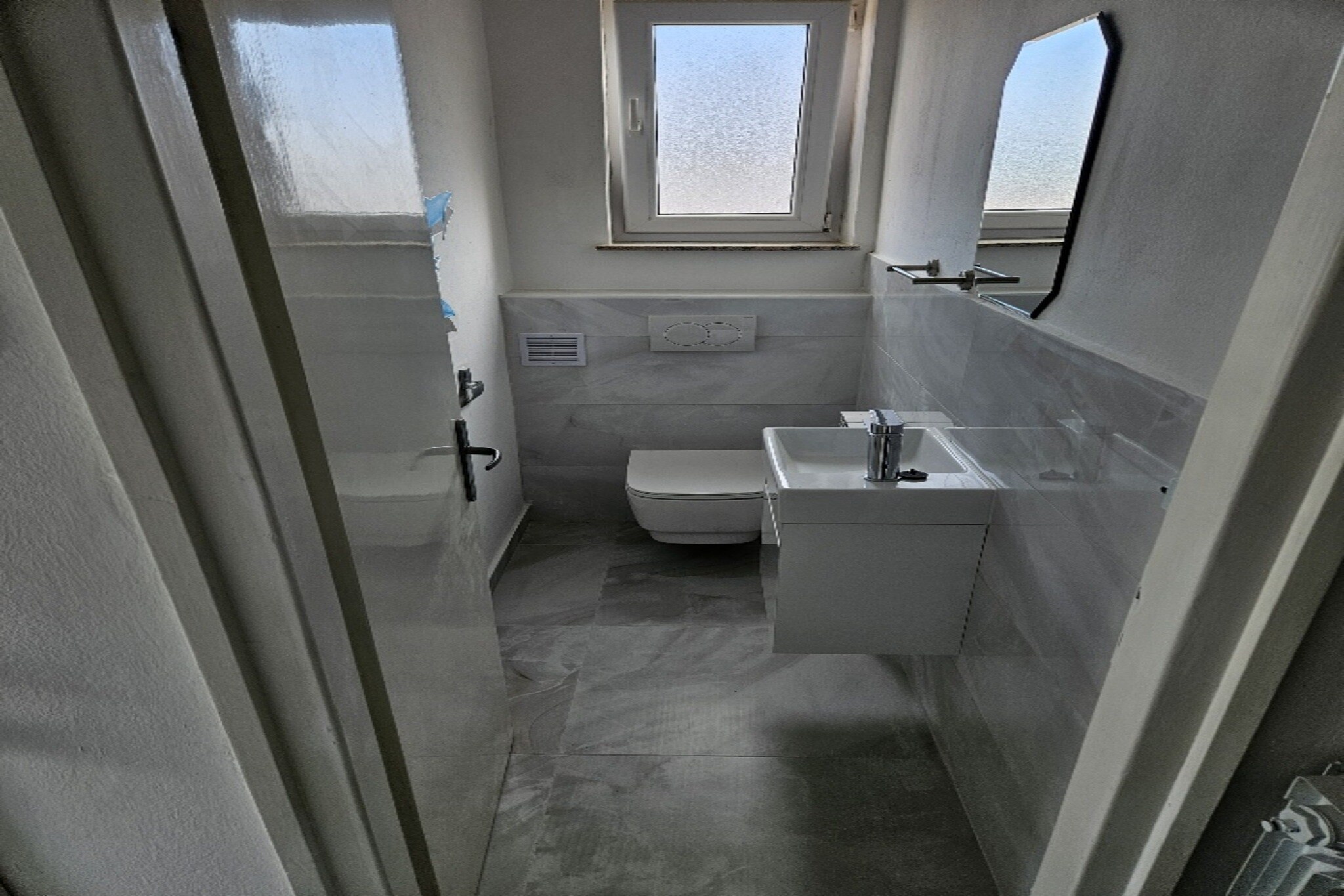 Apartments Amalia - Two Bedroom Apartment with Roofed Terrace (Amalia 2)-Badkamer