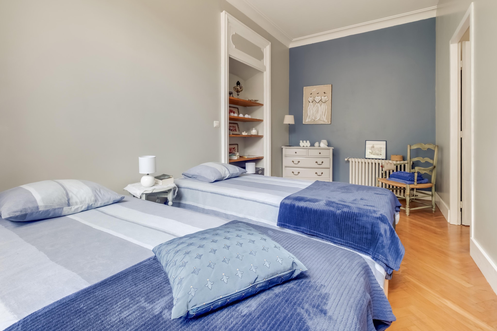 Bed Room