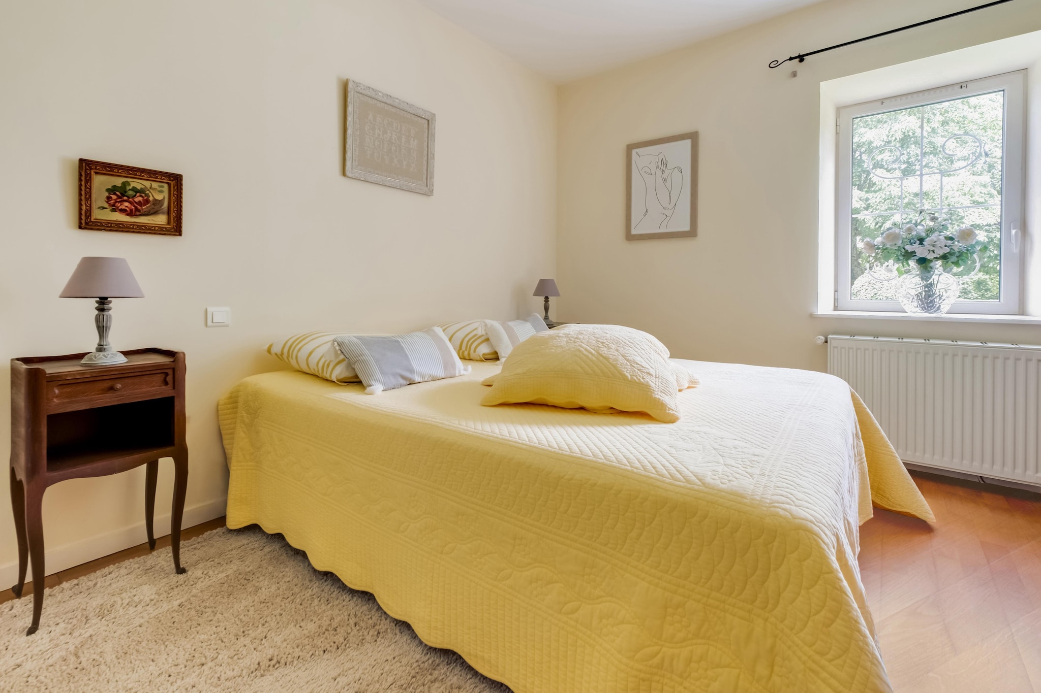 Bed Room