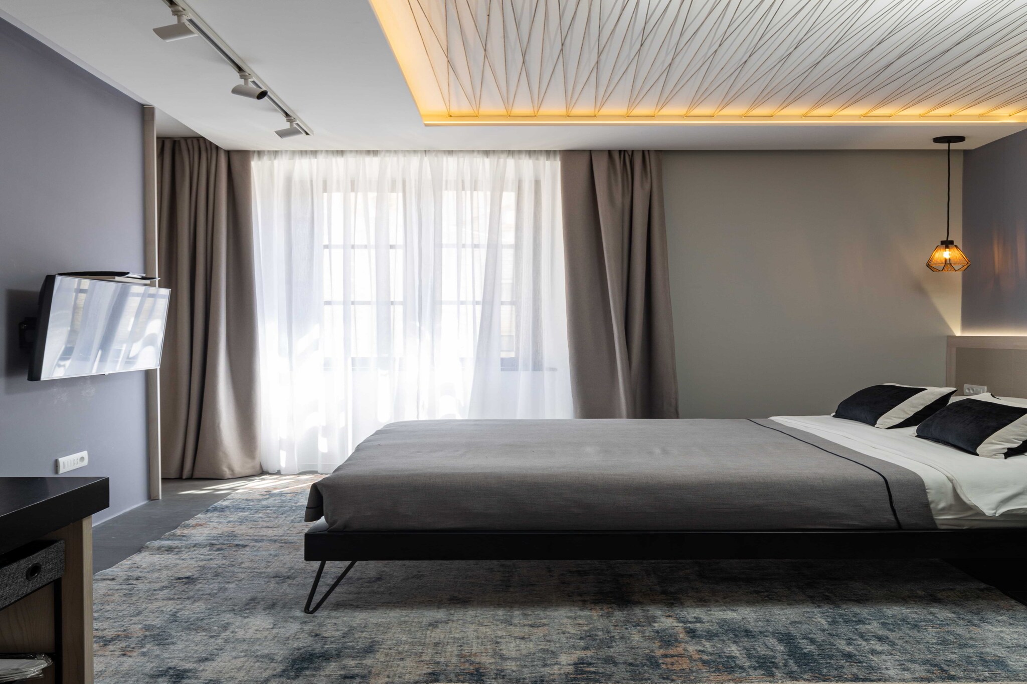 Apartments and Rooms Lejletul are located inside the city walls.
Apartments & Rooms Lejletul feature two accommodation units. All units are modern with private bathroom, featuring cable TV, refrigerator, water kettle.
Guests will have access to shared dining area with breakfast and lunch upon the request at additional cost.
City tax of 2.67 euros per person per night needs to be paid uppon arrival.
This double room can accommodate up to three people. It featurs air-conditioning, free Wi-fi as well as Cable LCD TV. This room is also fitted with coffee maker and water kettle. The private bathroom comes with a shower and toilet. Free toiletries as well as bed linen and towels are at your disposal.
The Old Town’s central street Stradun is just 2 minutes walk away.
The apartment is located just 10 minutes walk from the nearest beach Banj with, many more of them in surrounding area and beautiful island Lokrum just a 15 minutes boat ride away. There is an open-air green market and other shops within walking distance, as well as a bakery, banks and ATMs, cafes, bars and restaurants with local and other cuisine. Famous night club Revelin, located inside the old fort, is just 300 meters away.
There is no need for public transit while You're staying here, but if You want to see other parts of the town, for example peaceful Lapad Bay, You can be there in a 10 minute drive. Taxi and bus station are 10 minute walk from the property.
Dubrovnik Bus Station and Ferry Port, connecting the mainland with various Dalmatian islands, are 10 minutes ride from the apartment, while Dubrovnik Airport is 20 km away.