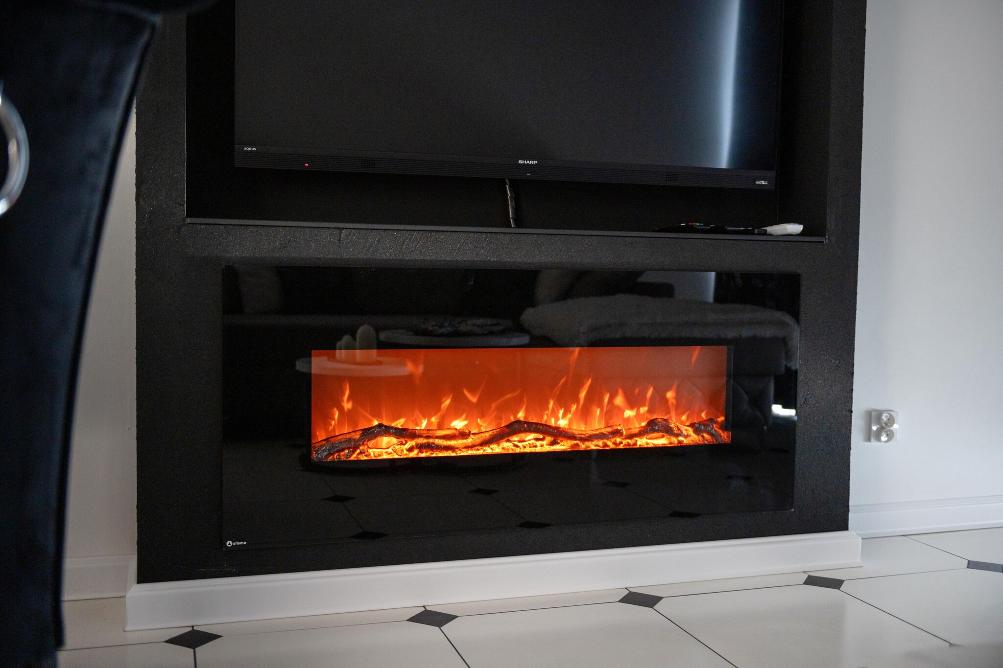 Apartment by Dziwna River with Pool Access