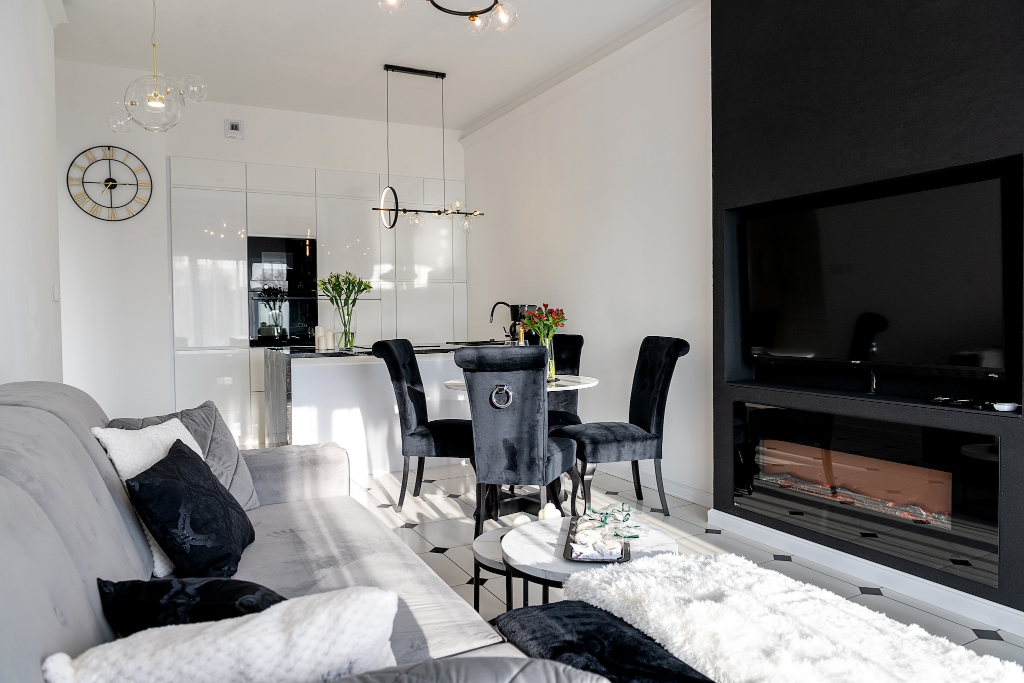 Apartment by Dziwna River with Pool Access