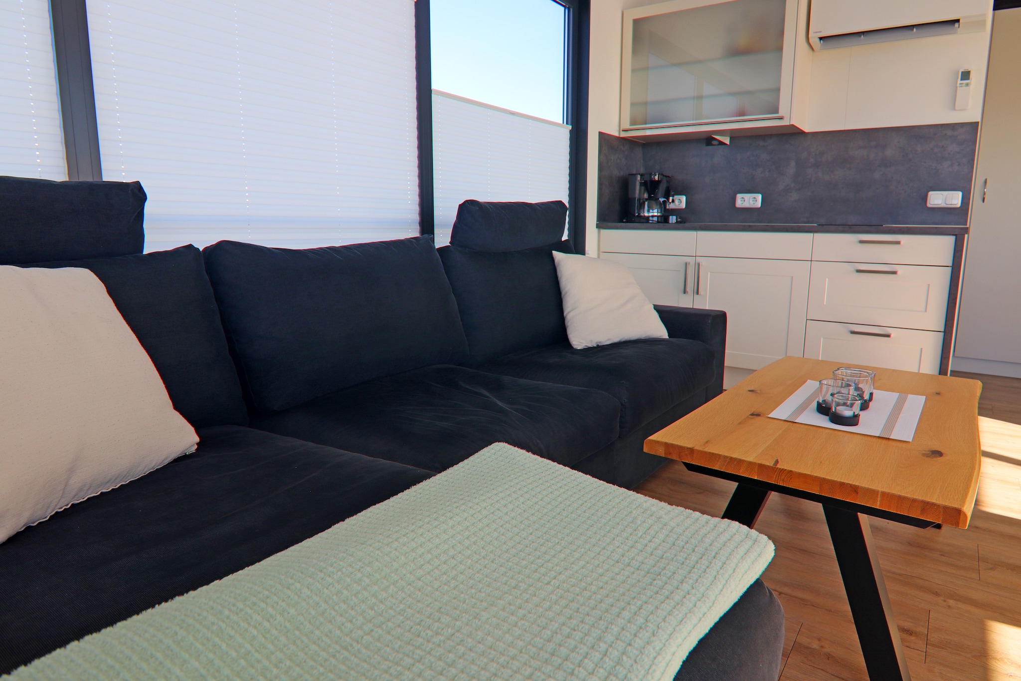 Hausboot Family & Friends mit Hund LP 10 / 4 Personen-Woonkamer