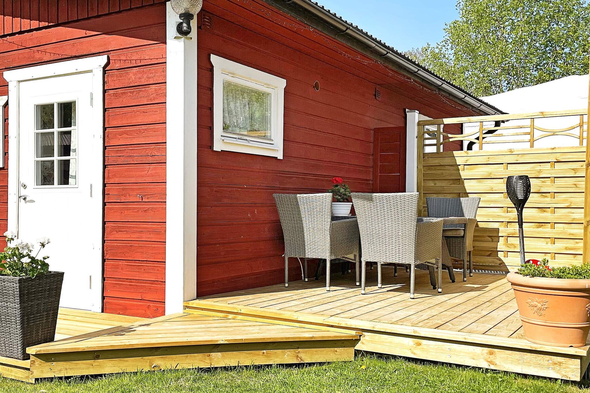 The cottage for the small family in the S:t Anna archipelago Ramsdal and the entrance to SandfjÃ¤rden, 5 minutes walk down to the sea and the sandy beach which has a fantastic bathing jetty. The cabin is 33 square meters completely newly renovated inside and out with a nice new balcony as an extra room on warm, pleasant days. The owners live on the farm and you have a shared plot, but the houses are so well planned and separated that it becomes like your own on the other part of the garden. At the entrance you are greeted by a small hall with an open living room and kitchen, in the room there is a sofa bed and there is a TV screen for those who want to stream from Chromecast or phone. Next to the entrance is the bathroom with WC and shower. The kitchen part is a kitchenette with everything you need, hotplates, Micro, fridge with freezer compartment. In the kitchen area, there is a patio door in direct connection to the newly built patio at an angle, here there is outdoor furniture and a charcoal grill. Opposite the kitchen area is the sleeping area with a bunk bed. There is internet connected to the cabin. In the Ramsdal area you can enjoy nice baths and there is a football field and a newly built outdoor gym for those who want to exercise. At the soccer field there is a map of good hiking trails. Well-visited bathing spots in the area are SandfjÃ¤rden and Gropviken. St. Anna's archipelago imagine boating, sun, swimming, ice cream, and fishing a deep blue sea that makes you yearn for freedom, fresh winds and adventure. In the archipelago there are many activities such as hiking, cycling, kayaking and canoeing. If you want to experience the beautiful archipelago environment, you can ride the Archipelago Line. A popular island is Harstena. The archipelago line runs from TyrislÃ¶t guest harbor. It takes approx. 30 minutes by car to the beautiful medieval town of SÃ¶derkÃ¶ping, a charming small-town idyll with the GÃ¶ta canal that runs through the town, surrounded by old buildings, shopping, cultural monuments and restaurants along the harbor. Don't forget to visit the ice cream restaurant SmultronstÃ¤llet, which will fill your stomach for the day. A restaurant visit at Fyrudden 25 kilometers away, the beautiful bright restaurant with panoramic windows and its absolute proximity to the guest harbor's piers and outdoor seating gives you great options to enjoy the delicacies of the archipelago regardless of weather and wind. There are many fine restaurants in various places in St. Anna, such as LagnÃ¶ Sankt Anna farm, Stegeborg, Mon etc. KolmÃ¥rdens Zoo/zoo is 1.5 hours away by car, here you can spend a whole day with everything there is to visit in the area. Valdemarsvik is a cozy little town that is worth walking around before having a coffee or a bite to eat in a charming harbor environment. Welcome to experience the archipelago and Ã–stergÃ¶tland