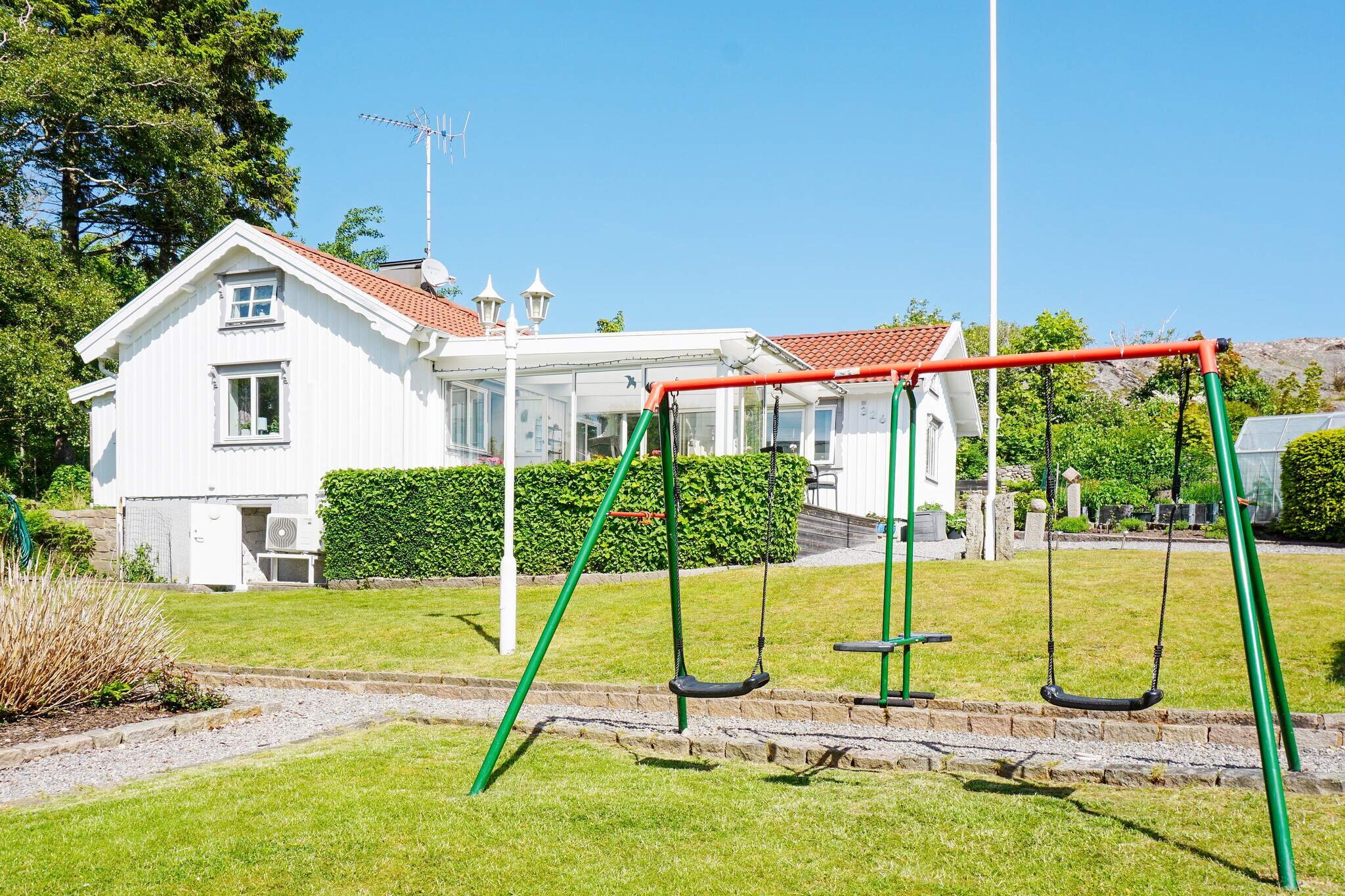 6 person holiday home in LYSEKIL-By Traum