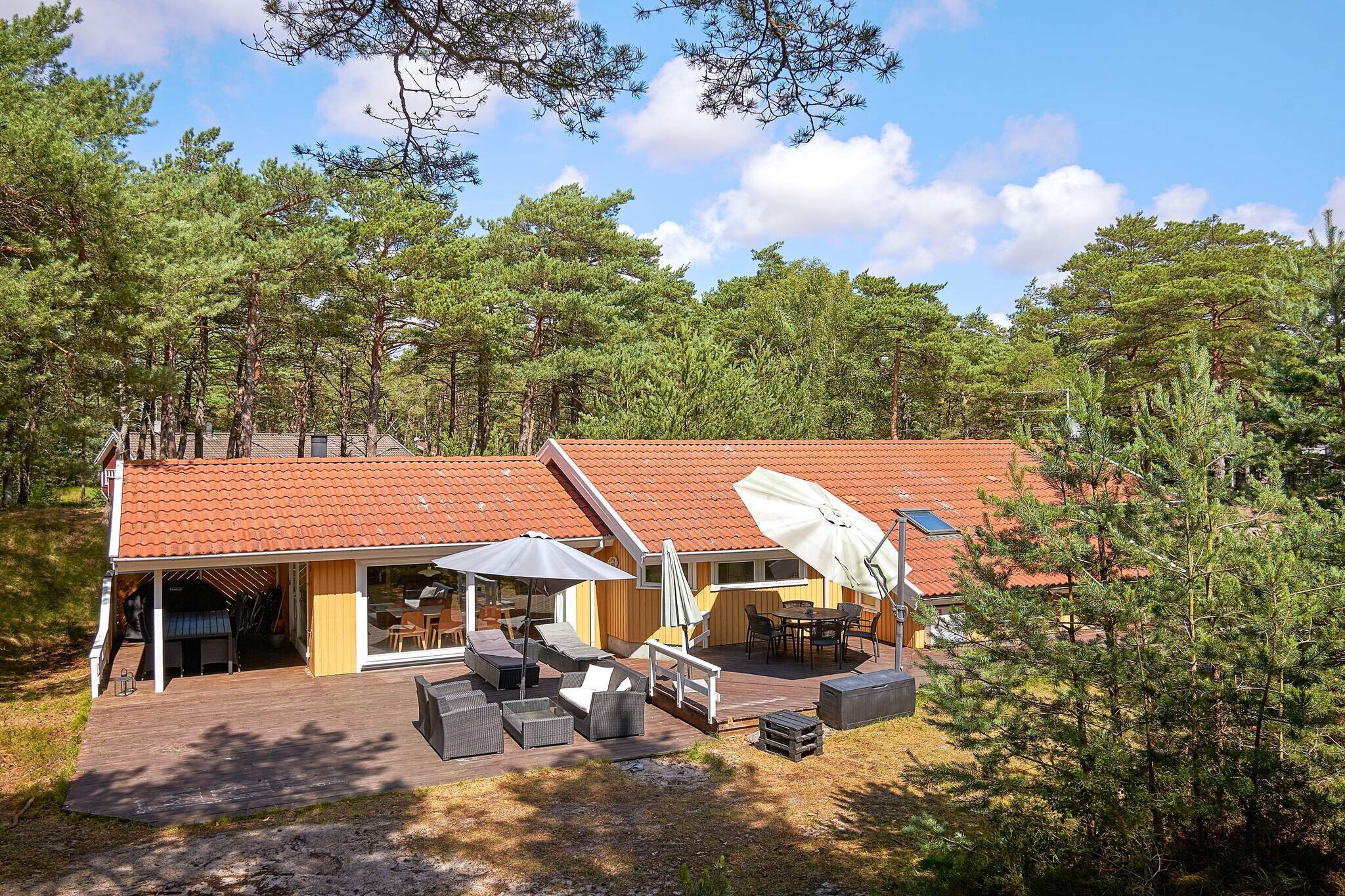 8 person holiday home in Nexø-By Traum