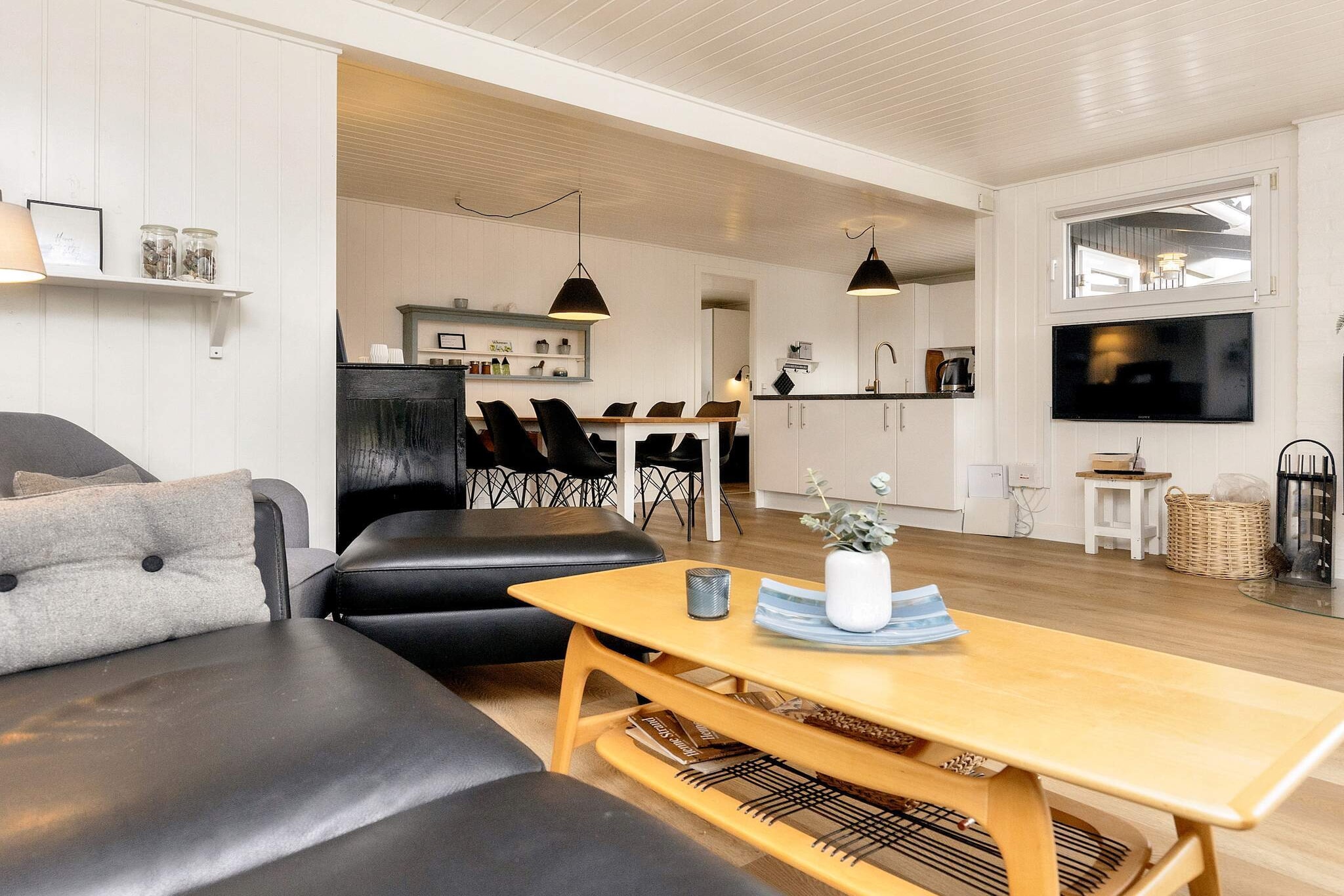 6 person holiday home in Henne - Indoor