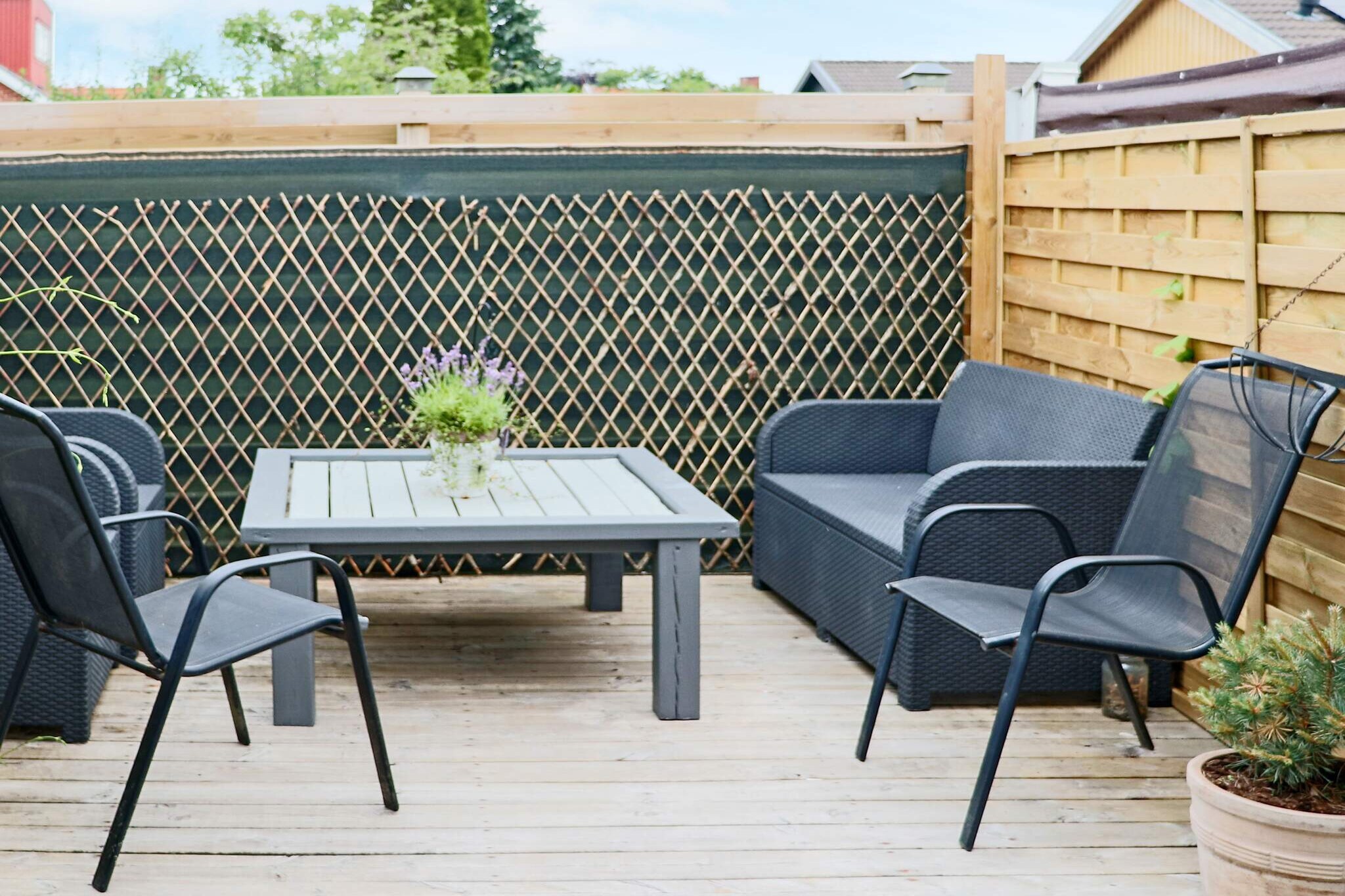 Internet Access DSL, Kitchen(cooker(electric), hood, coffee machine, microwave, fridge-freezer, washing machine, high chair), Living/bed room(double folding bed), bedroom(double bed, cot), bathroom(floor heating)(washbasin, shower, toilet), heating(central), terrace, garden furniture, parking