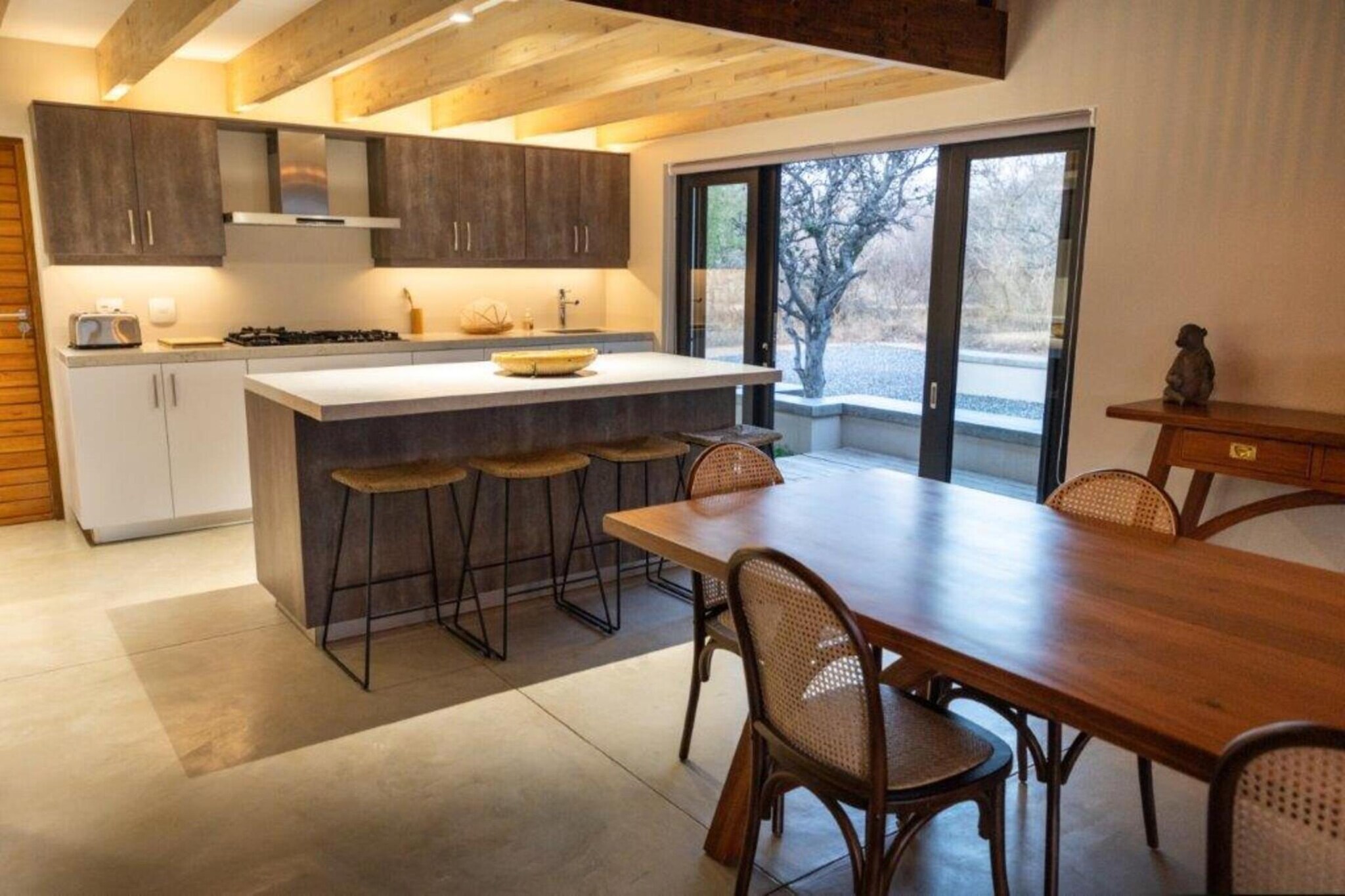 Villa in Hoedspruit with a Jacuzzi