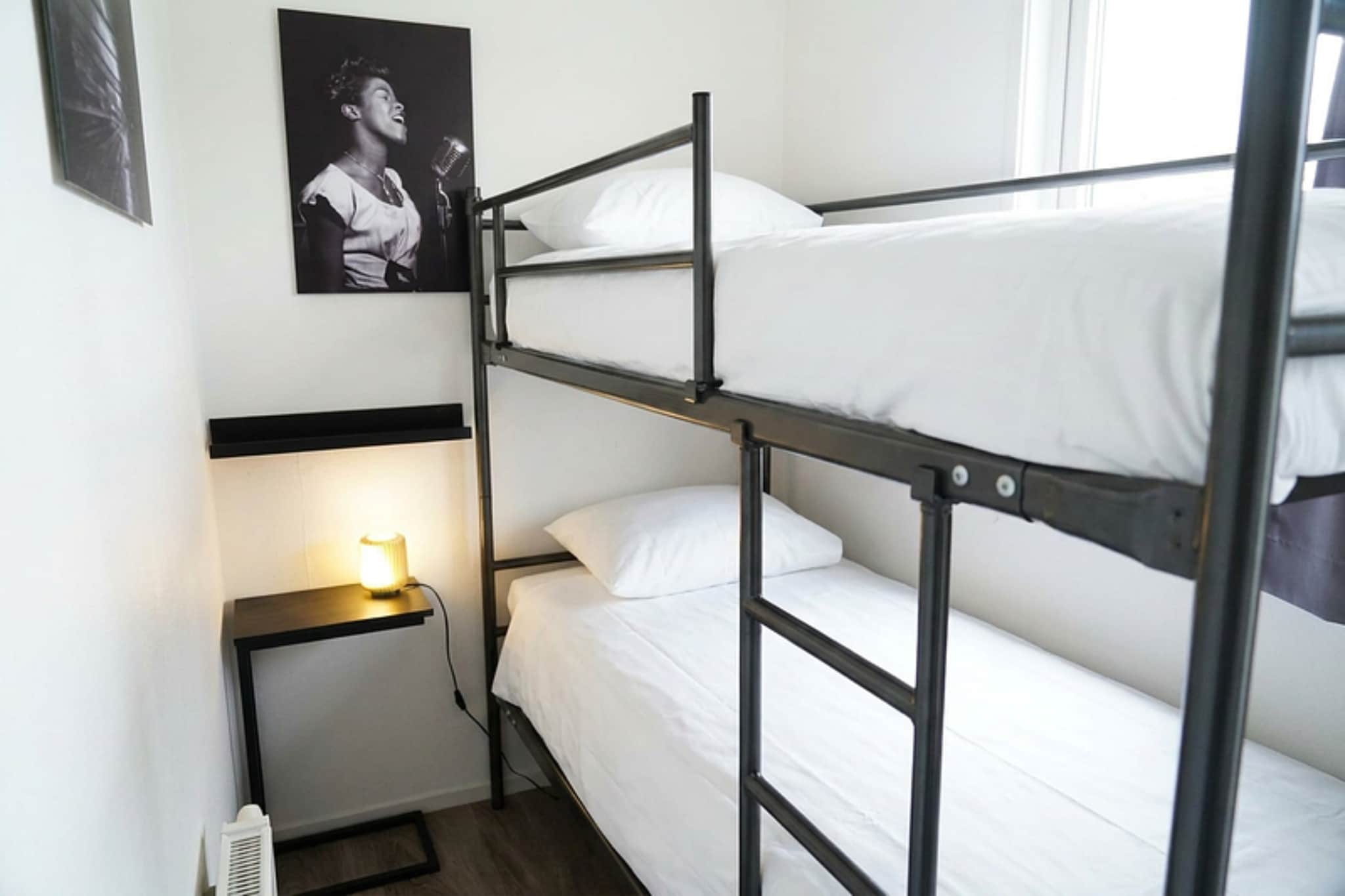 Unique 22 - Bedroom