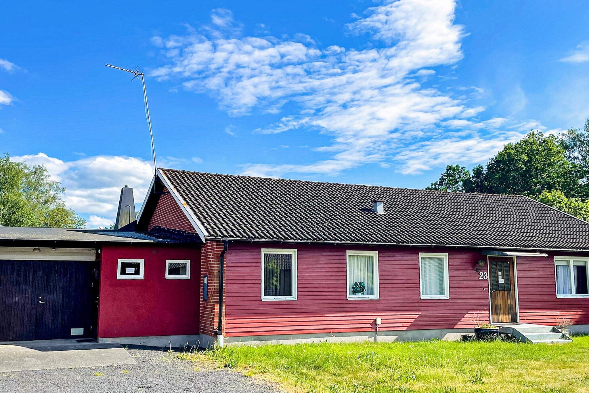 6 person holiday home in DIÃ–-By Traum