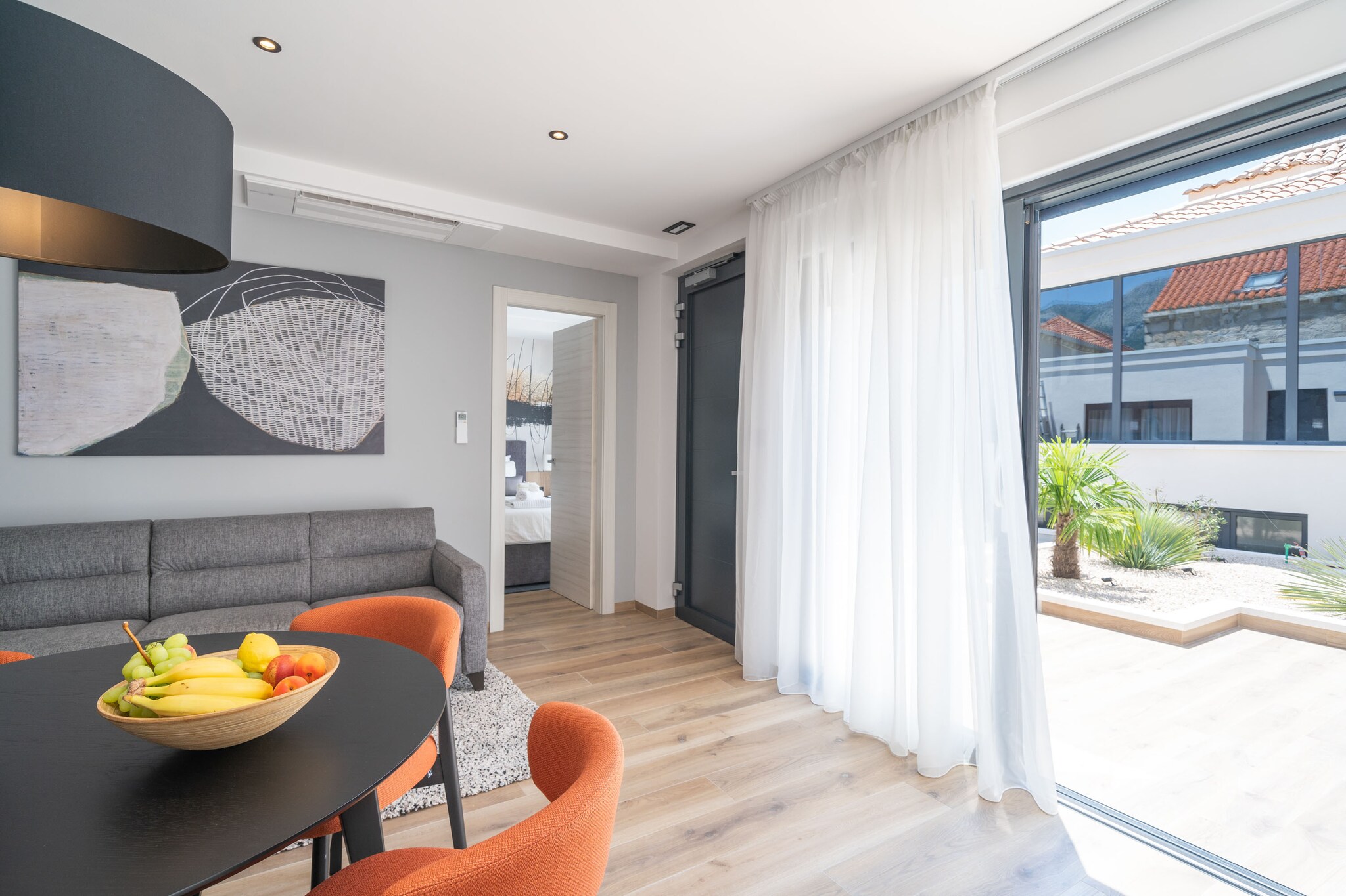 Apartments Villa Royale - Luxury One Bedroom Apartment with Terrace