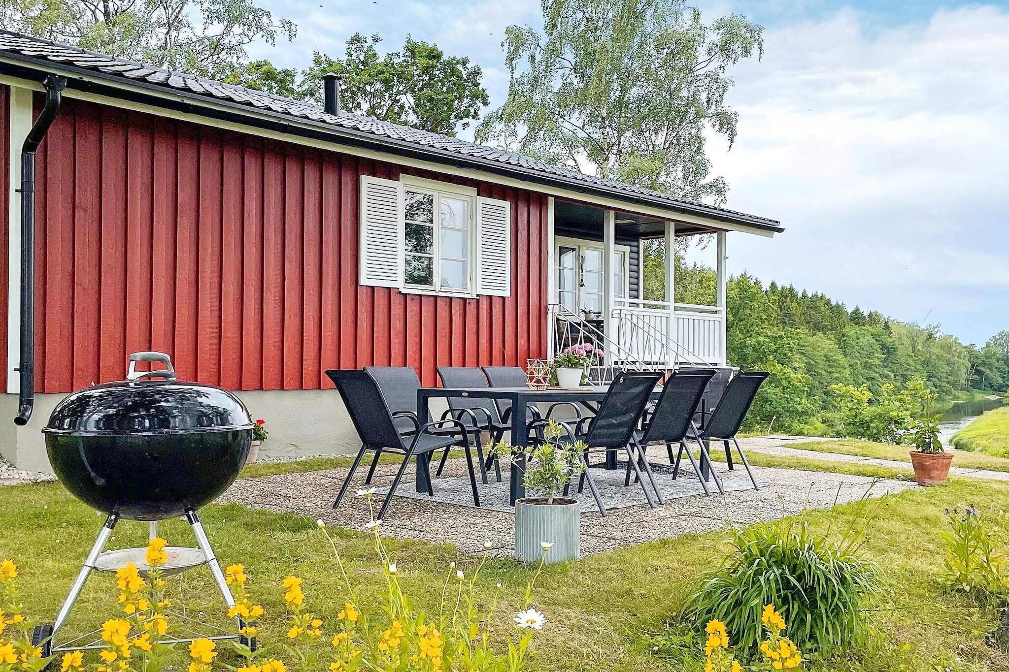 6 person holiday home in MELLERUD-By Traum
