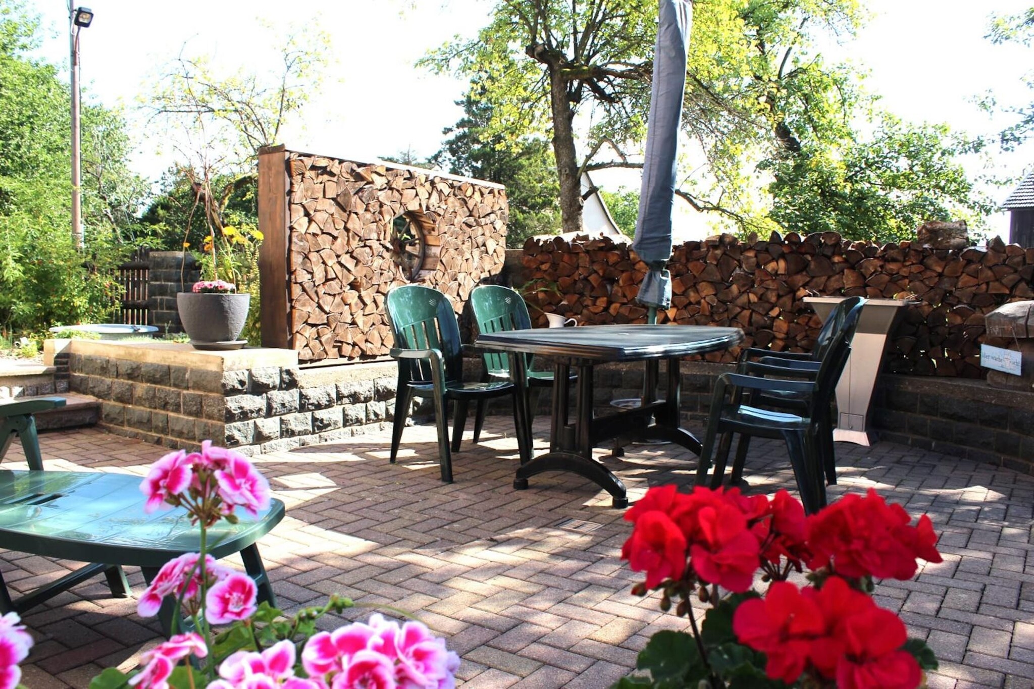 Sebnitz Garden Retreat