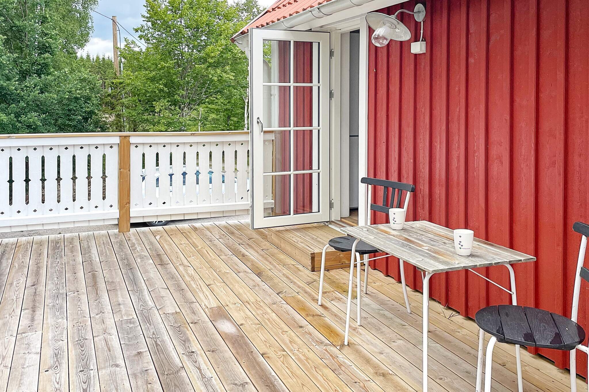 Living room(2x double folding bed, TV(german television channels, swedish TV channels)), Kitchen(cooker(electric), coffee machine, microwave, dishwasher, fridge-freezer, water from well), bathroom(washbasin, shower, toilet), washing machine, balcony, heating(electric), garden furniture, parking