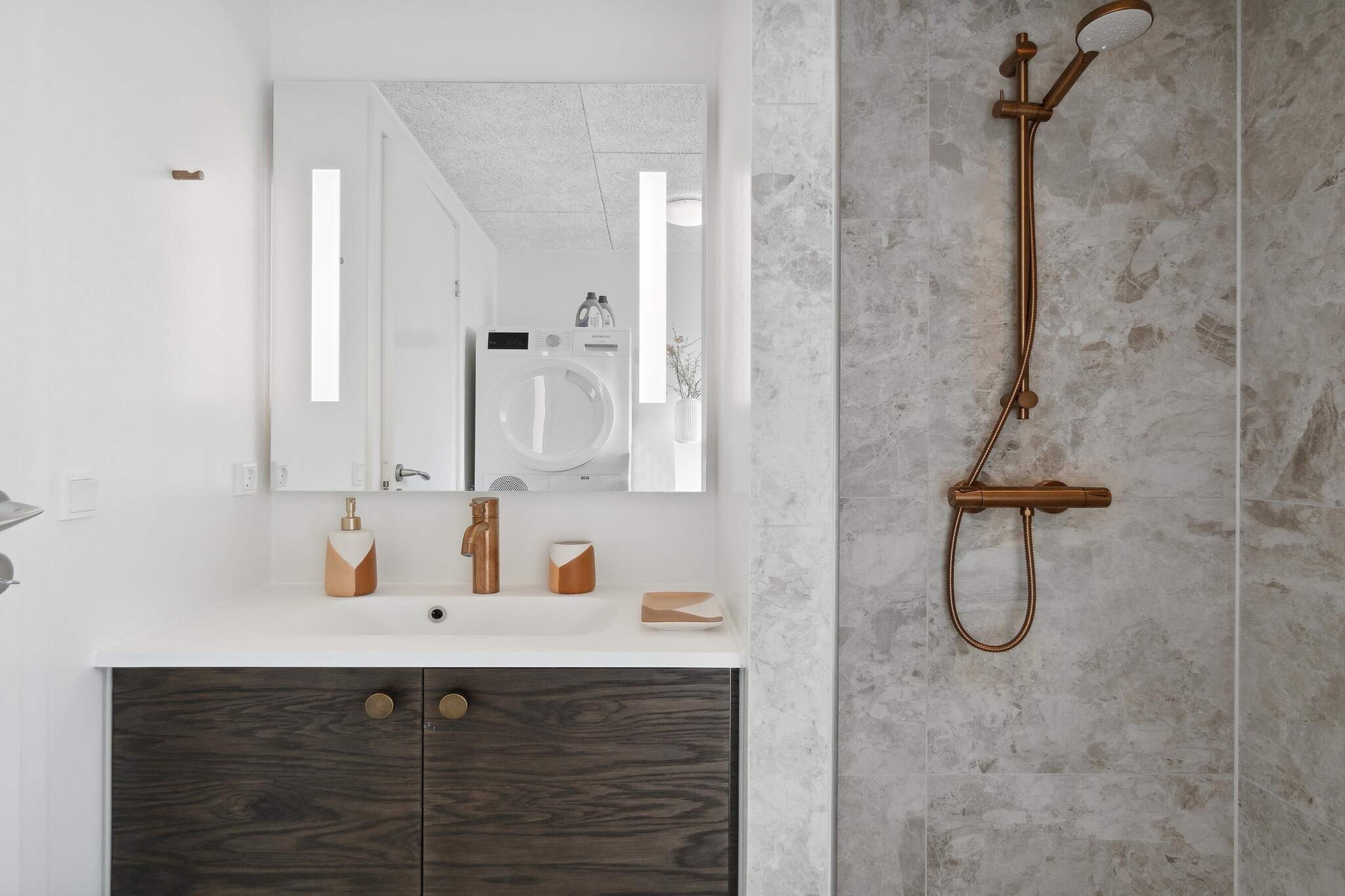 Luxe Wellness Retreat -- By Traum Ferienwohnungen - Binnen