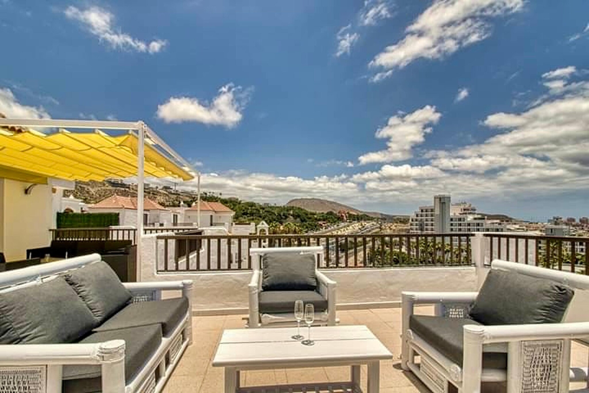 Luxury Penthouse Garajonay-Vue d'été