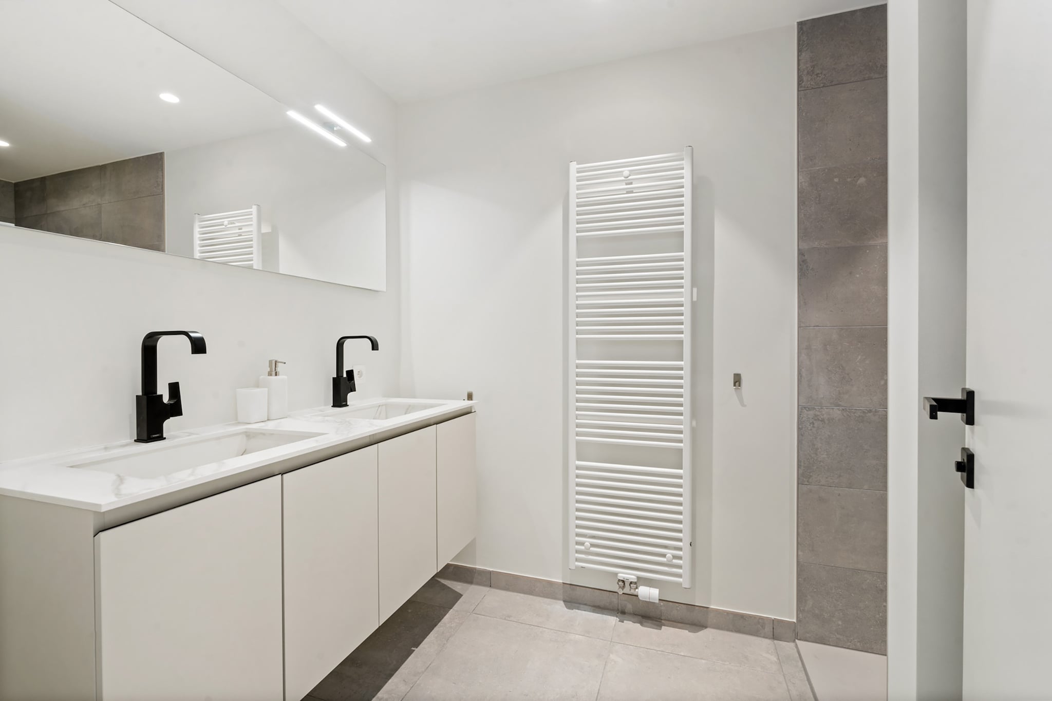 Bath Room