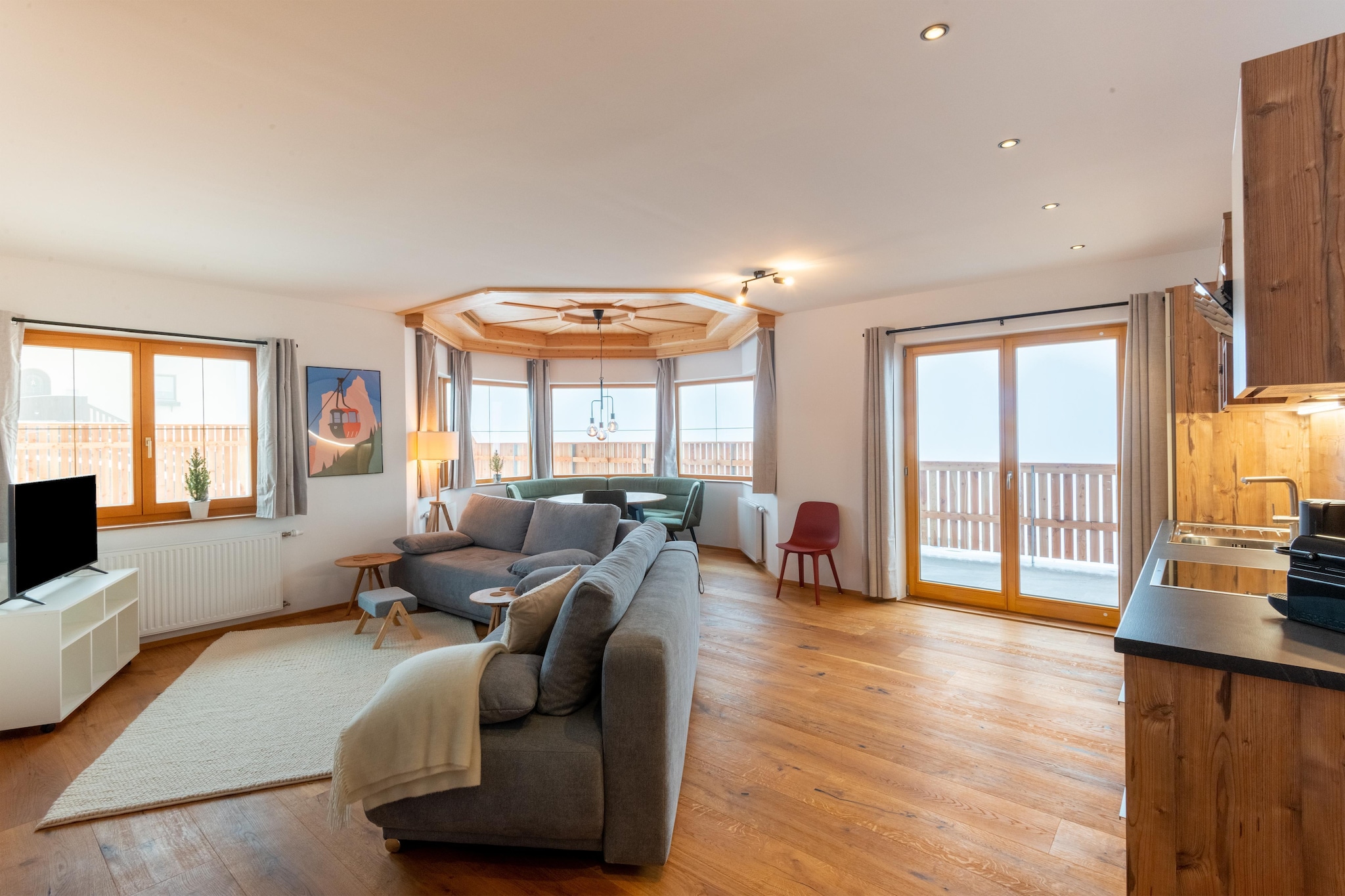 Ground floor: (open kitchen(stove, hob, hood, coffee machine, oven, microwave, fridge, freezer), Living/bed room(double sofa bed(140 x 200 cm), double sofa bed(140 x 200 cm), TV, dining table), bedroom(single bed, double bed), bathroom(shower, washbasin, toilet, hairdryer), toilet(toilet), terrace)\n\nski storage, ski boot heaters, garden, garden furniture, parking