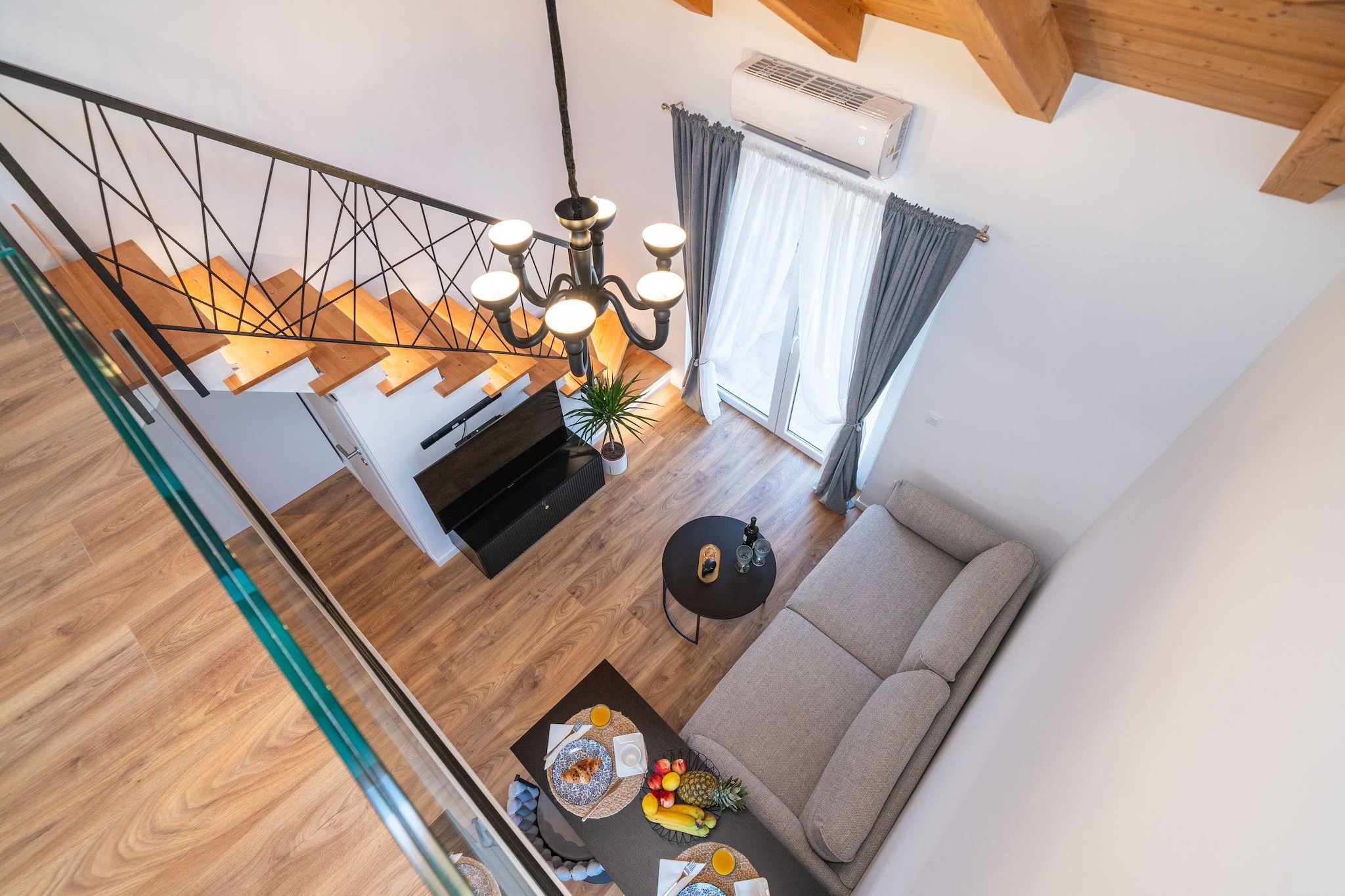 Apartments Villa Aura - Duplex studio with Balcony and shared swimming pool-Trap