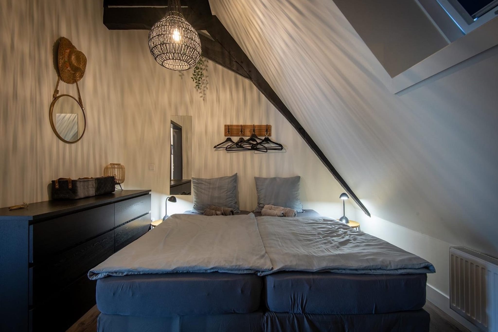 Bed Room