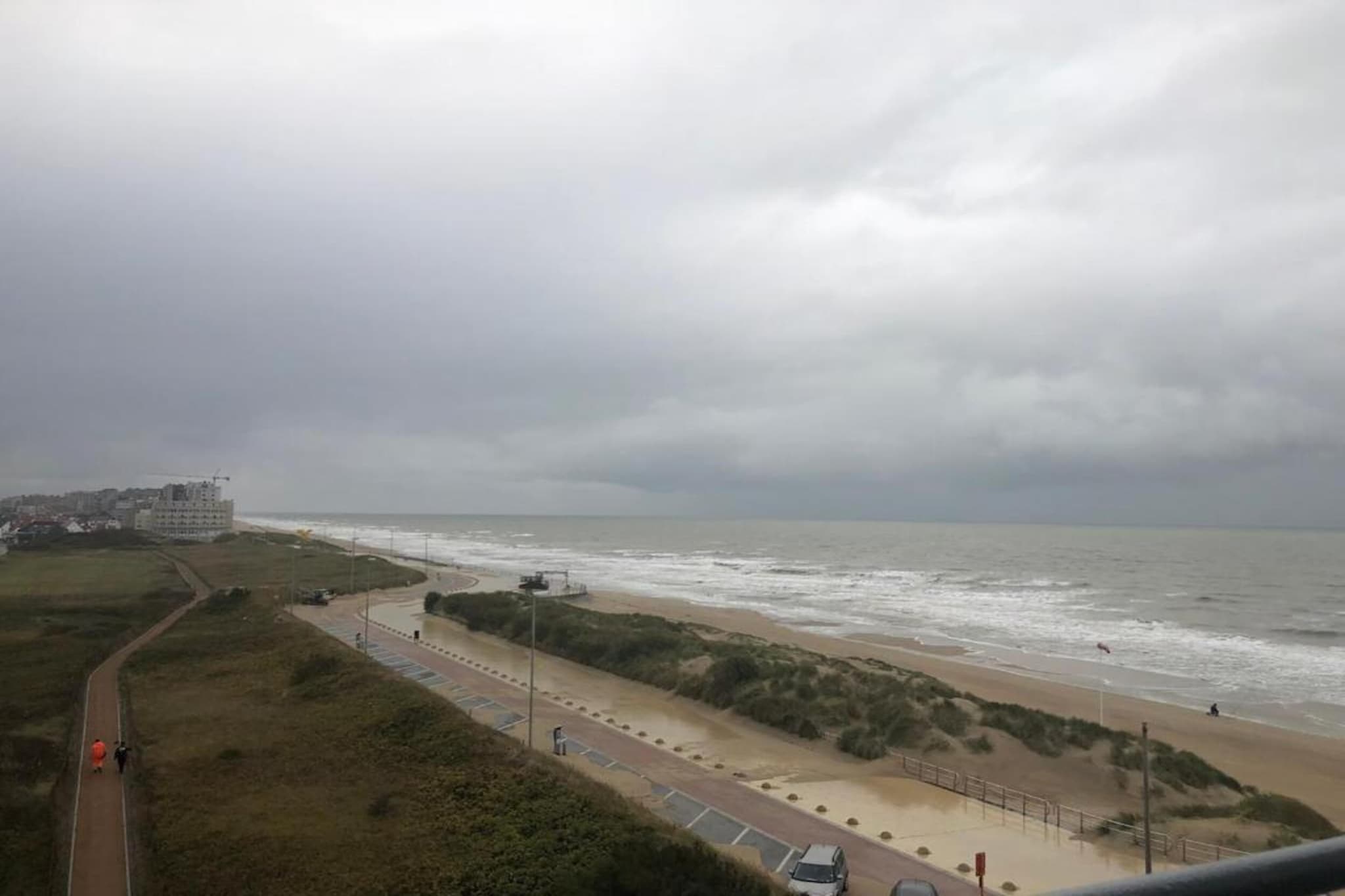 BEACH PALACE / 0401  GARAGE-Gebieden zomer 20km