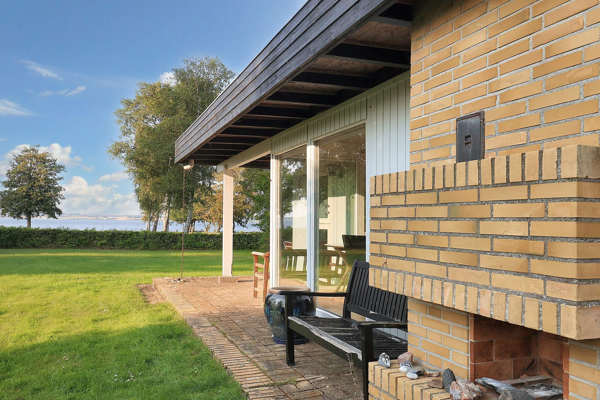 Seafront Holiday Home with Hot Tub