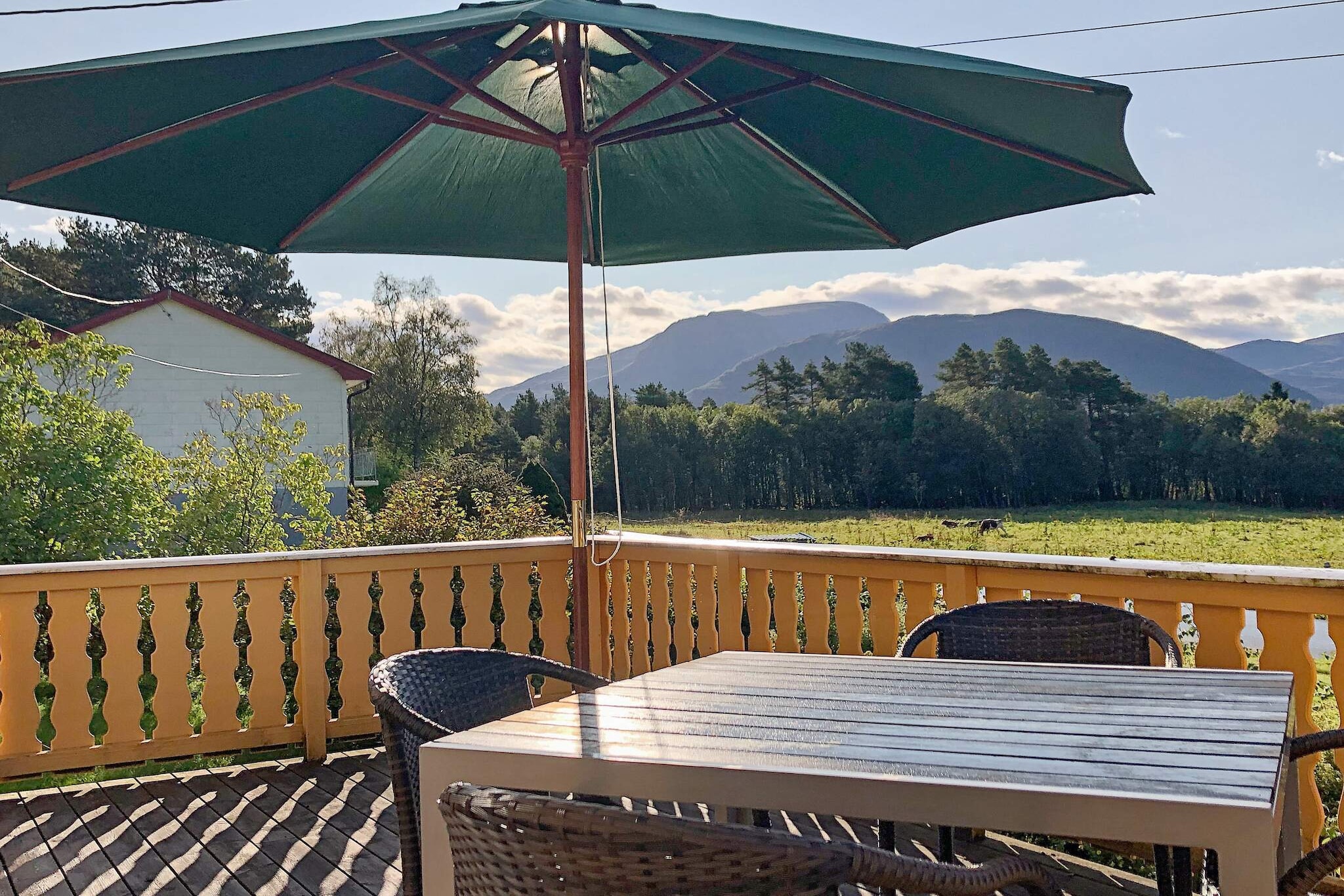 6 person holiday home in AVERØY-By Traum