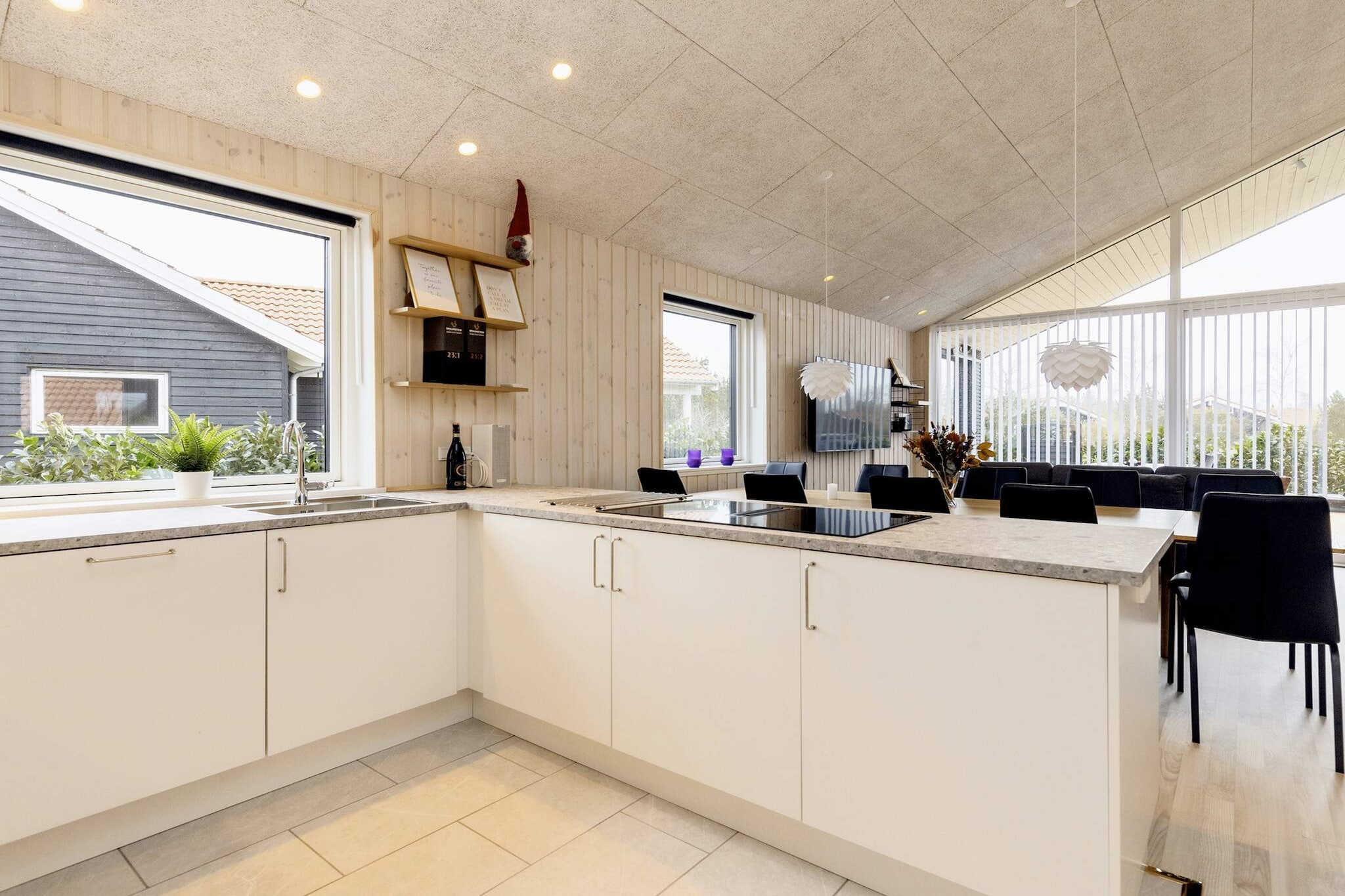 Moderne oase in Marielyst - Binnen