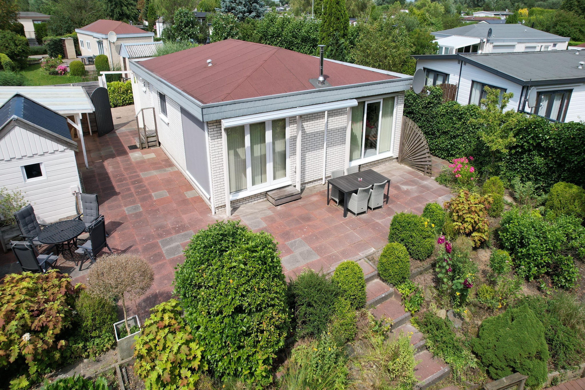Exterior Summer