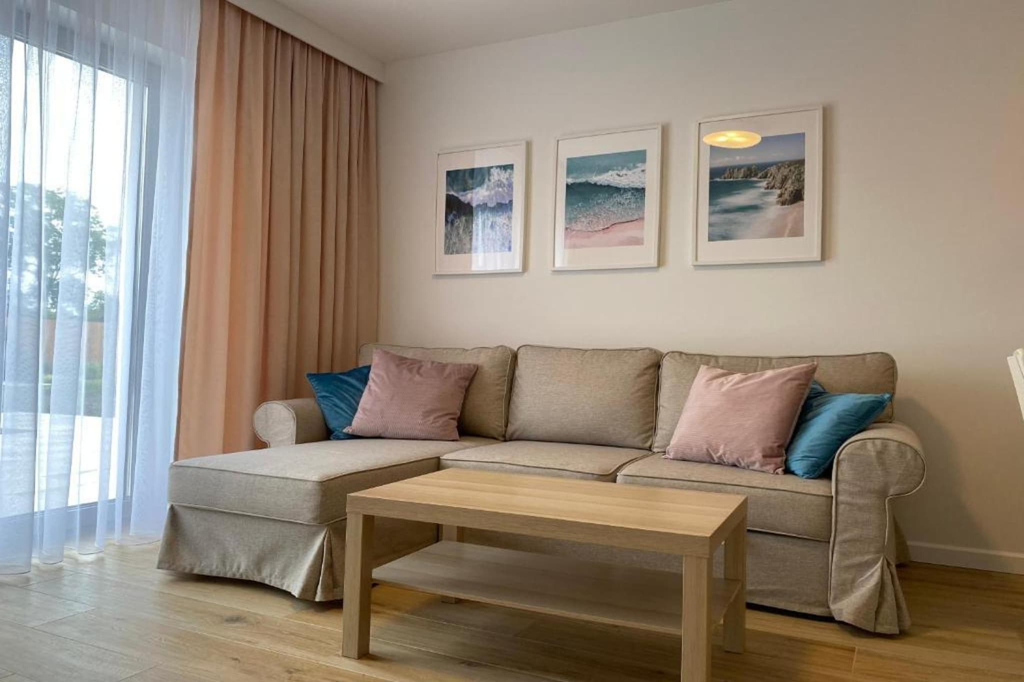 Apartament niedziela-niedziela dla max 6 osób Grzybowo-Living room