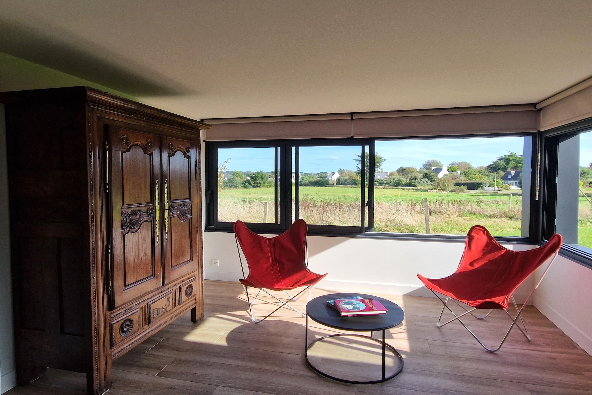 Holiday Home in Plougasnou near Guerzit Beach