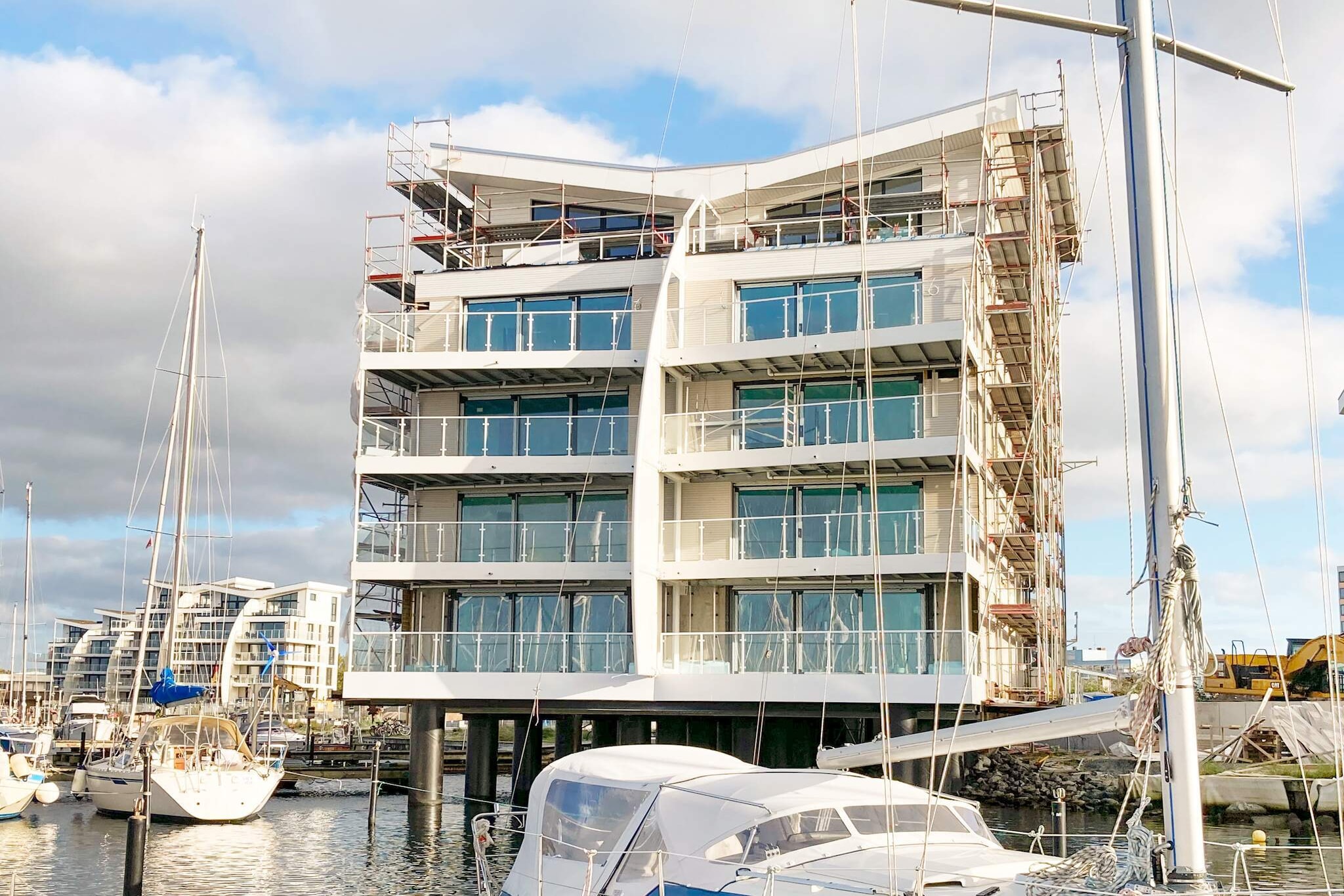 Villa aan water met fantastisch uitzicht op zee
