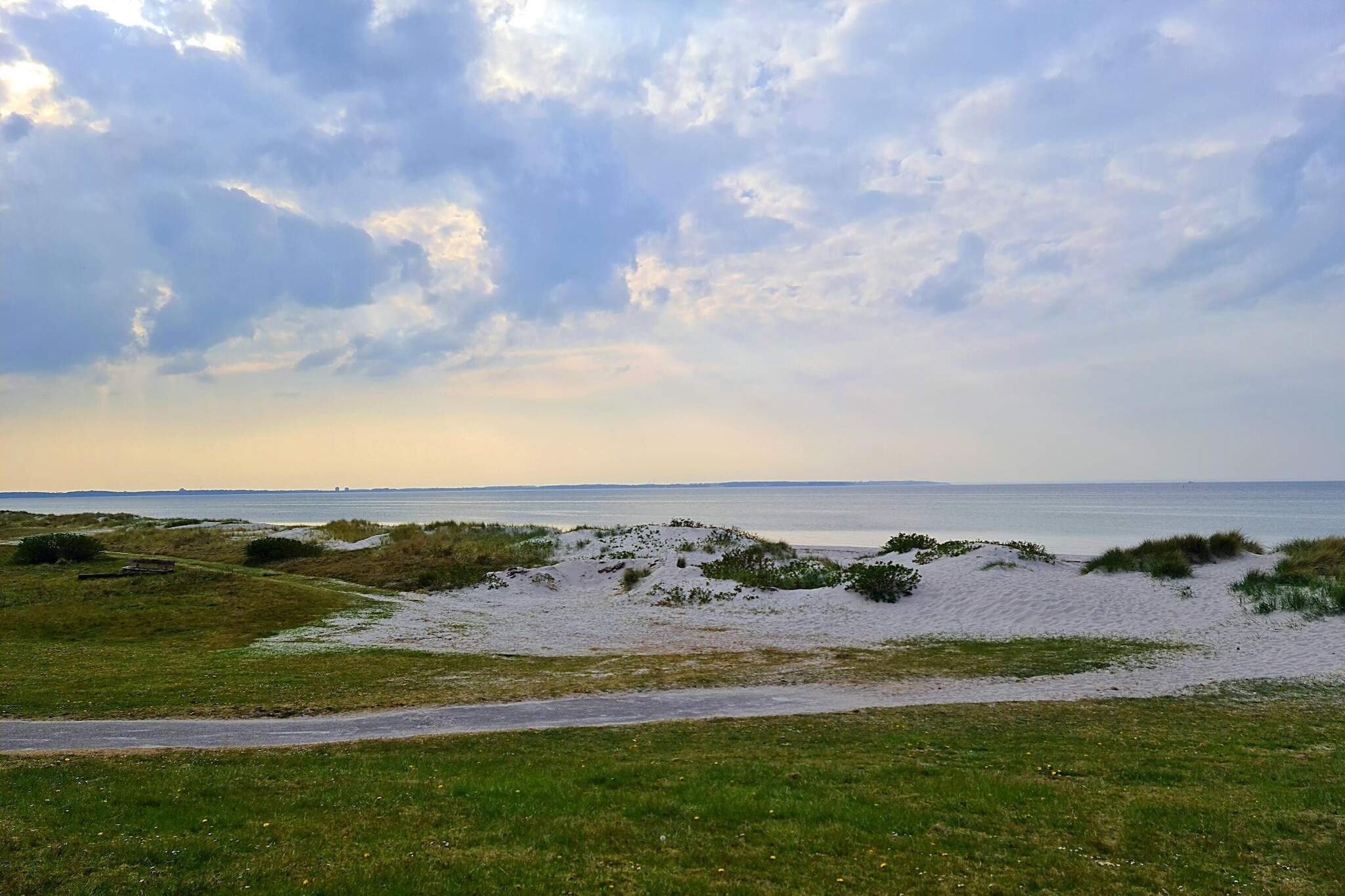 Moderne Wasservilla am Yachthafen - Water view