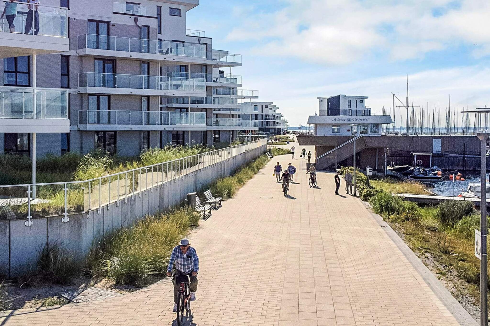 Moderne Wasservilla am Yachthafen - Outdoor